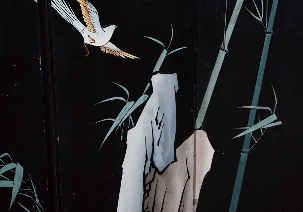 Chinese Three-Panel Coromandel Lacquer Folding Screen