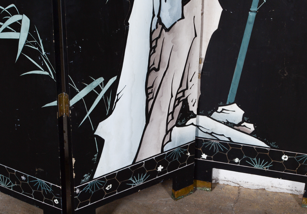 Chinese Three-Panel Coromandel Lacquer Folding Screen