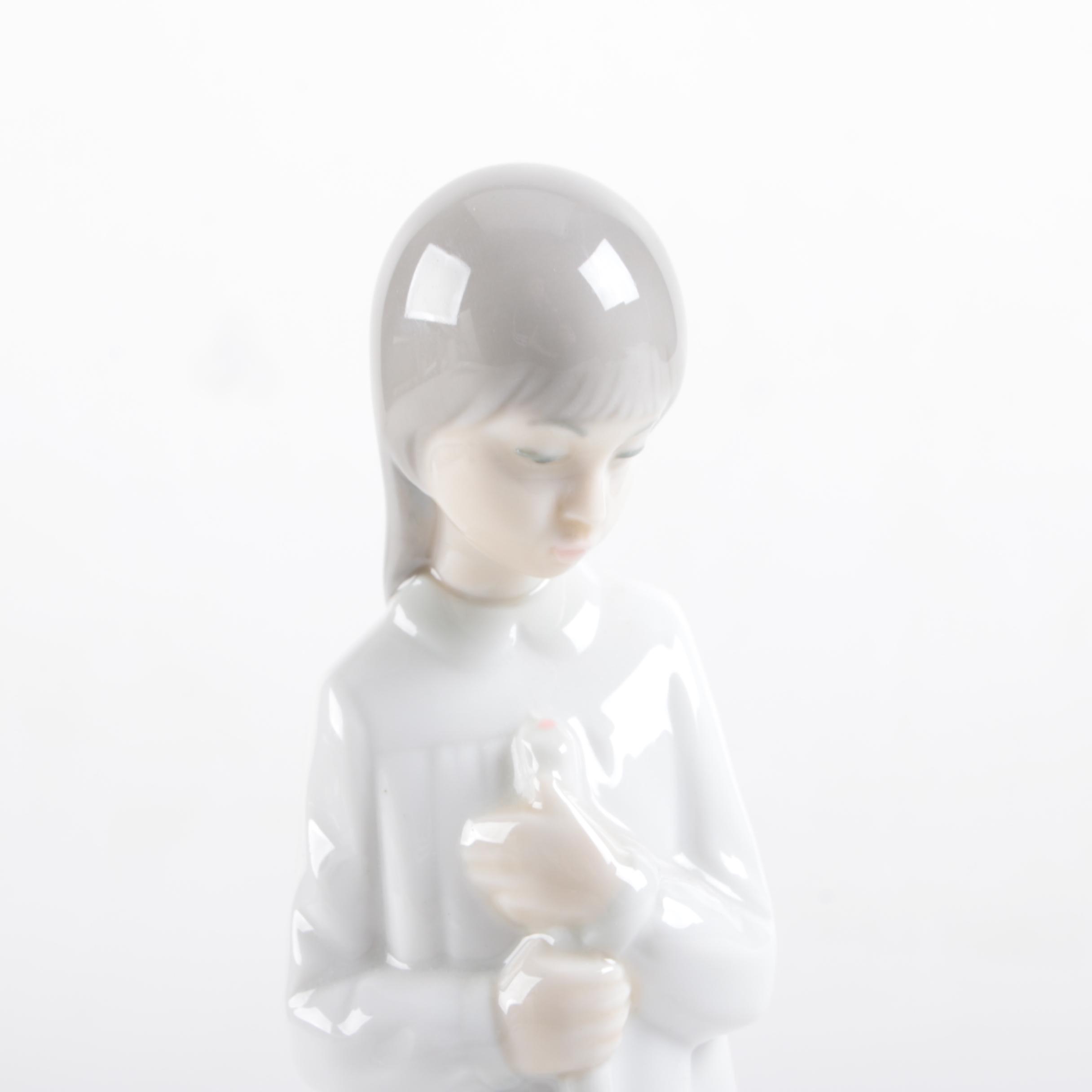 Vintage Lladro Nao "Girl Holding Candle" Figurine
