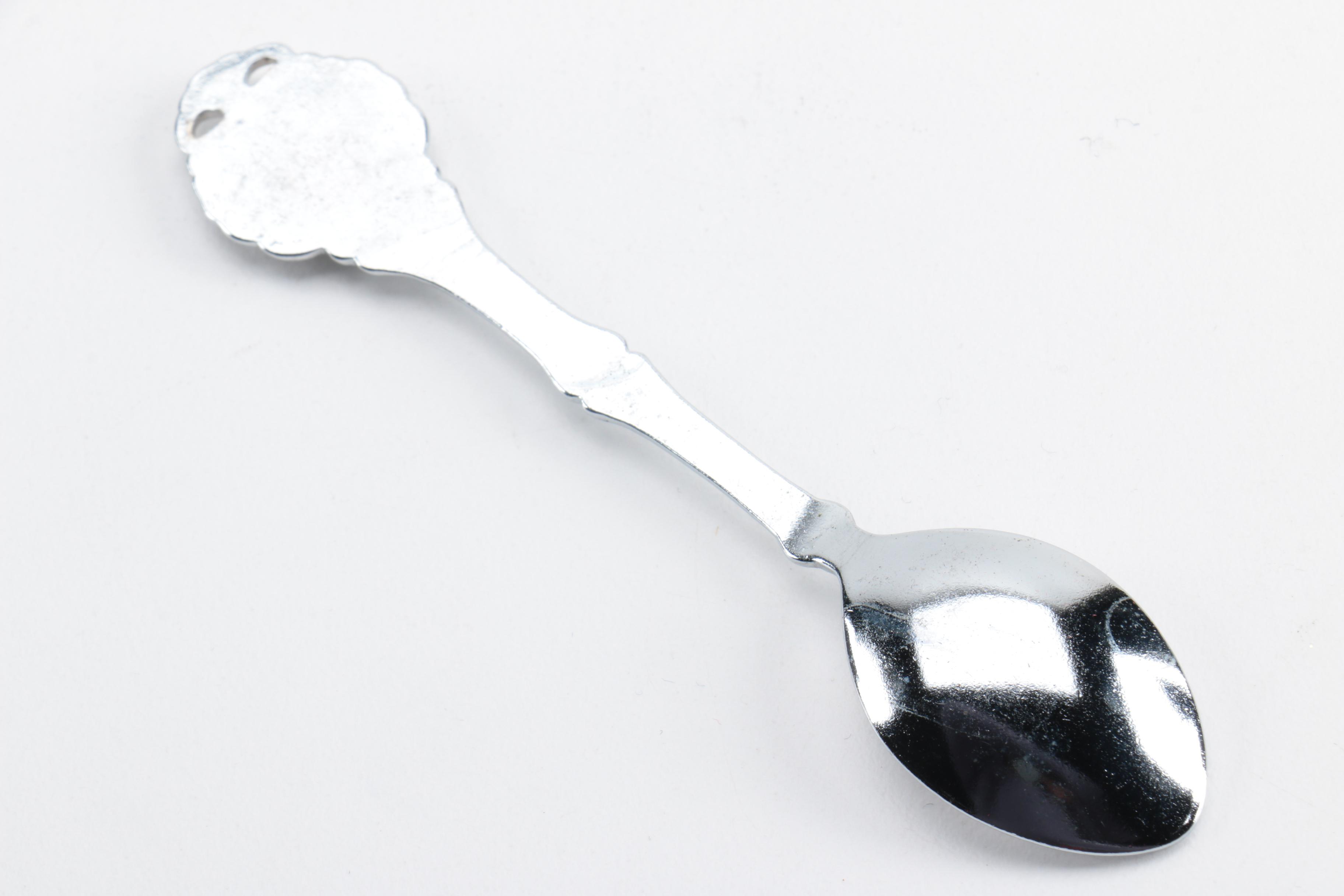 Canadian Souvenir Barware, Spoons and Tourism Decor