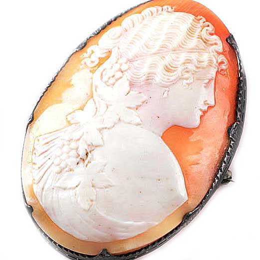 Vintage Sterling Silver Helmet Shell Cameo Depicting Goddess Flora