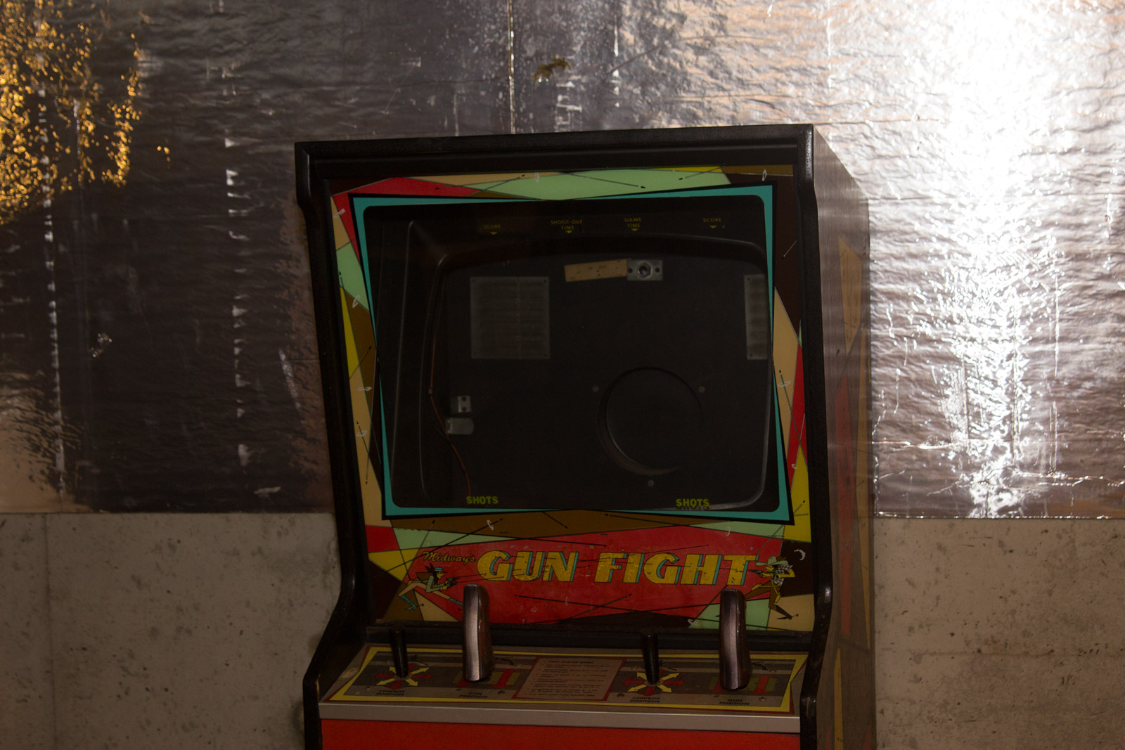 1975 Gun Fight Arcade Game