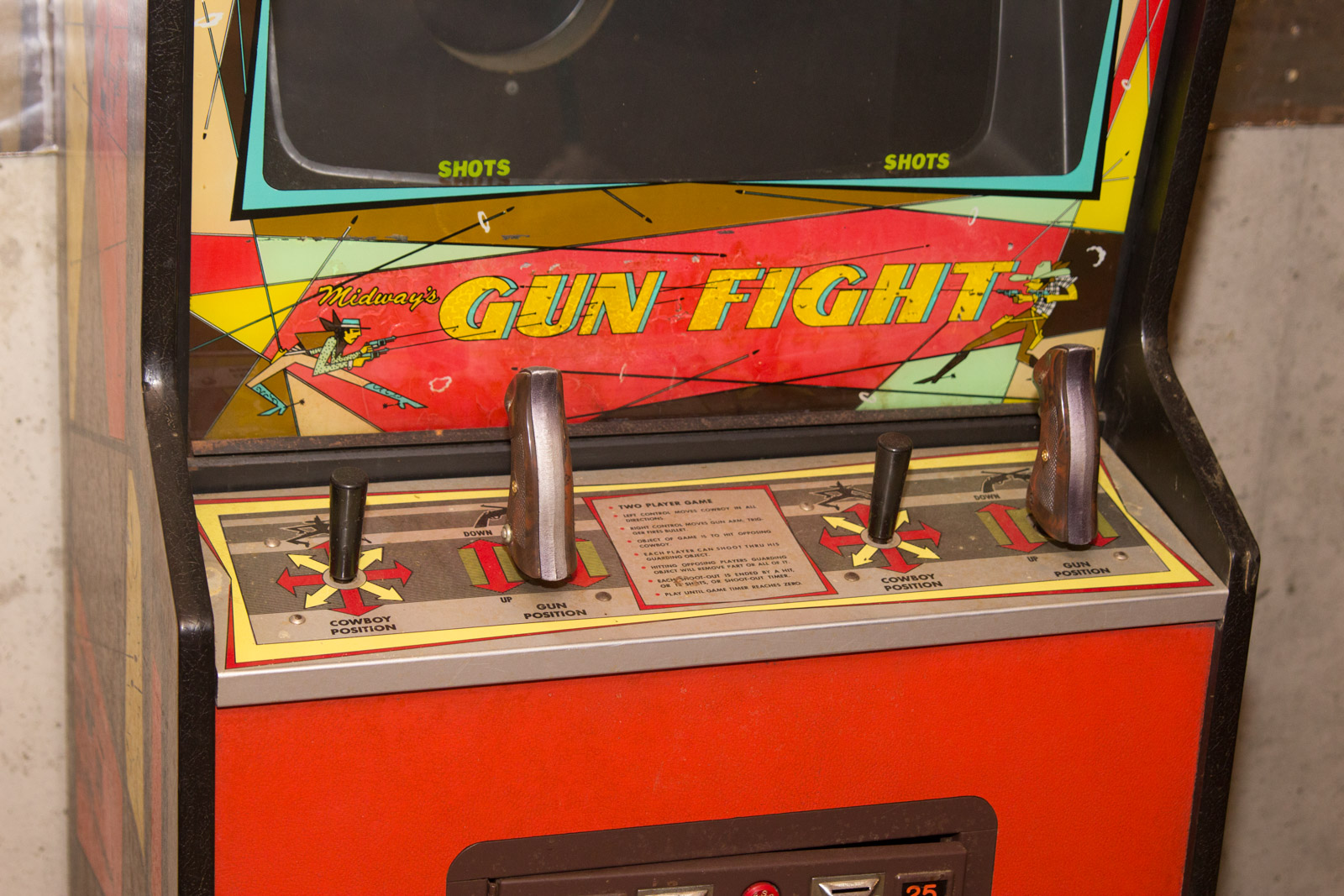 1975 Gun Fight Arcade Game