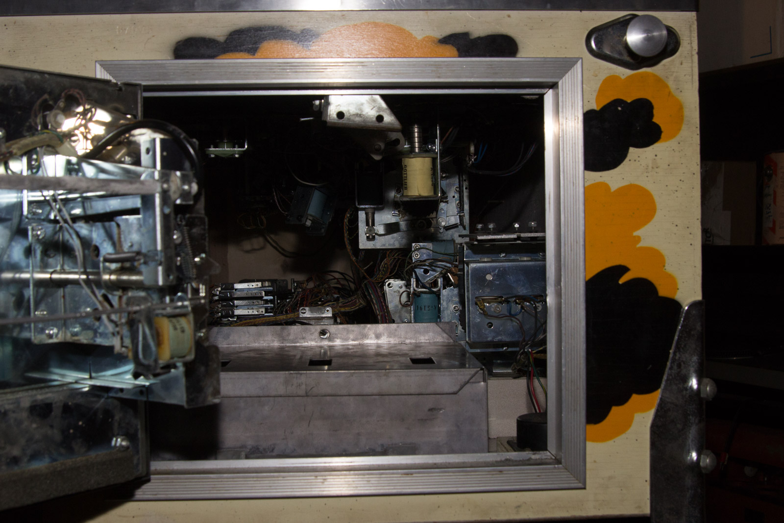 1977 Vulcan Pinball Machine