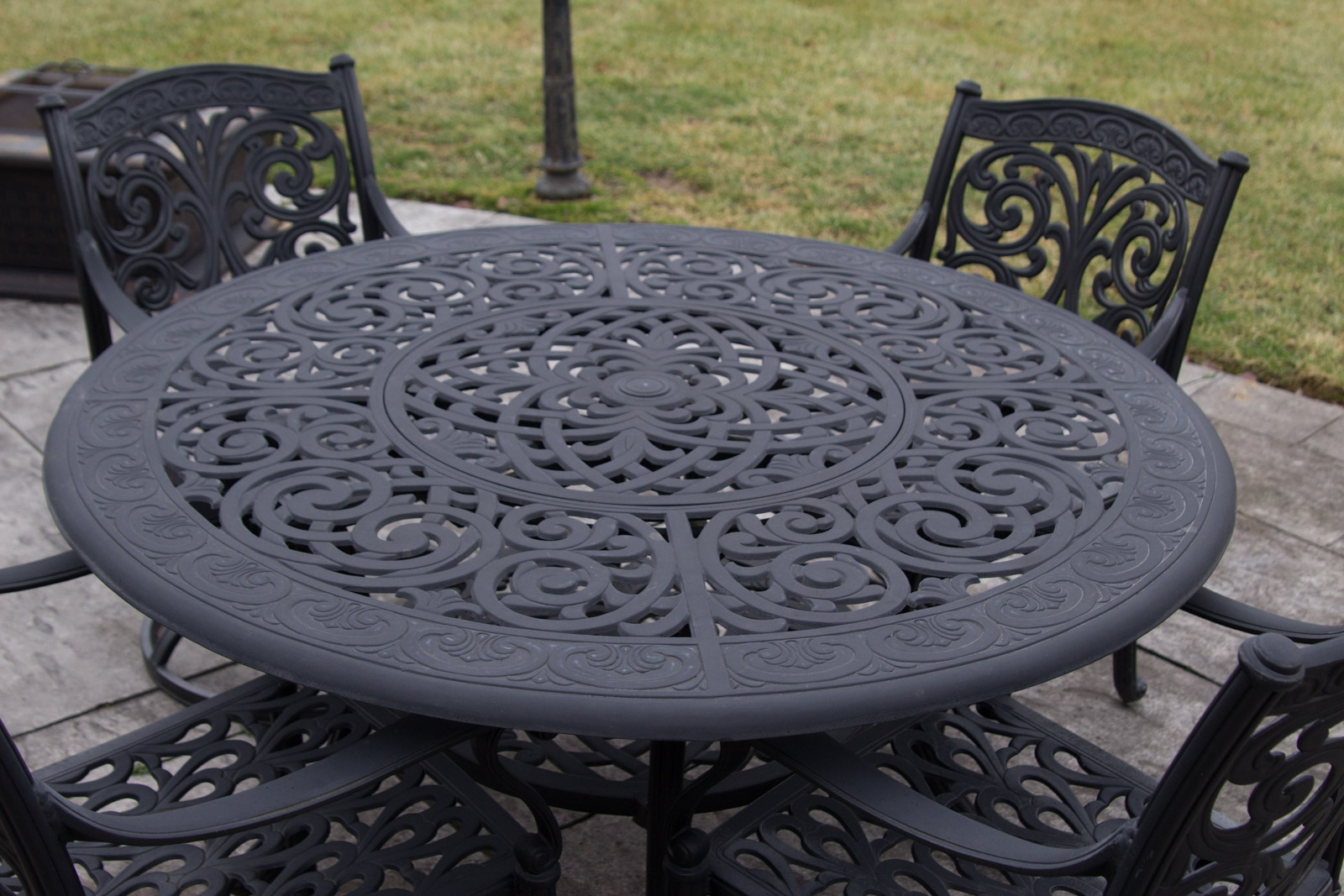 Hanamint Patio Dining Table & Chairs