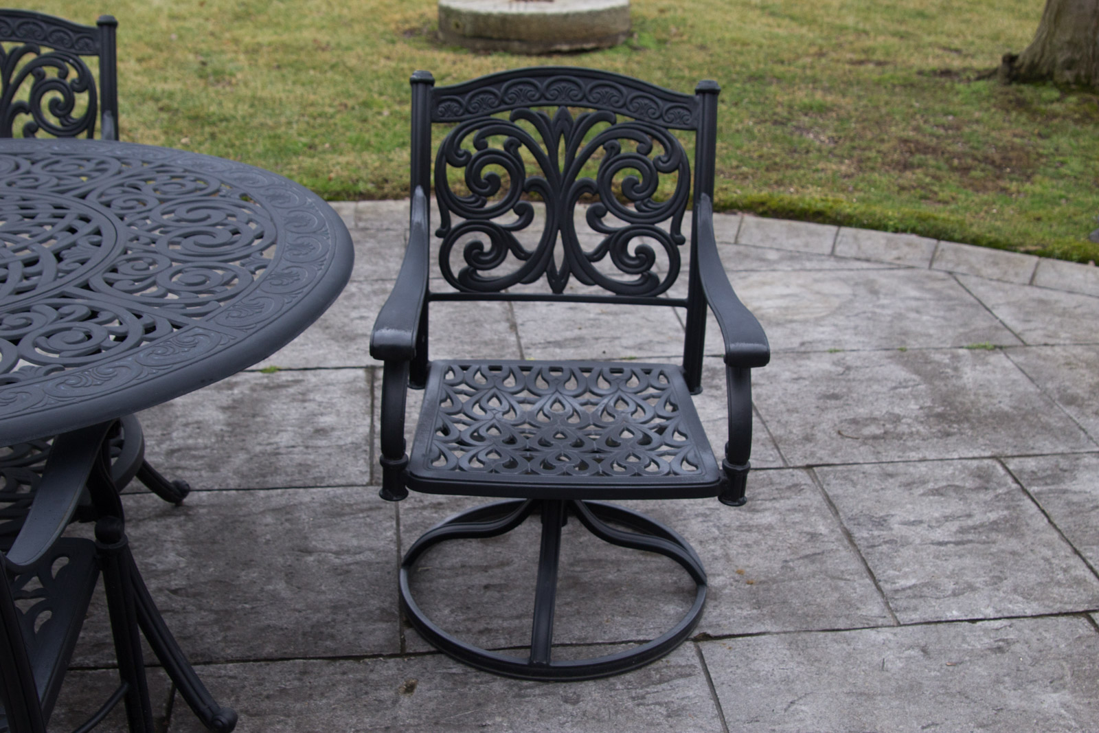 Hanamint Patio Dining Table & Chairs