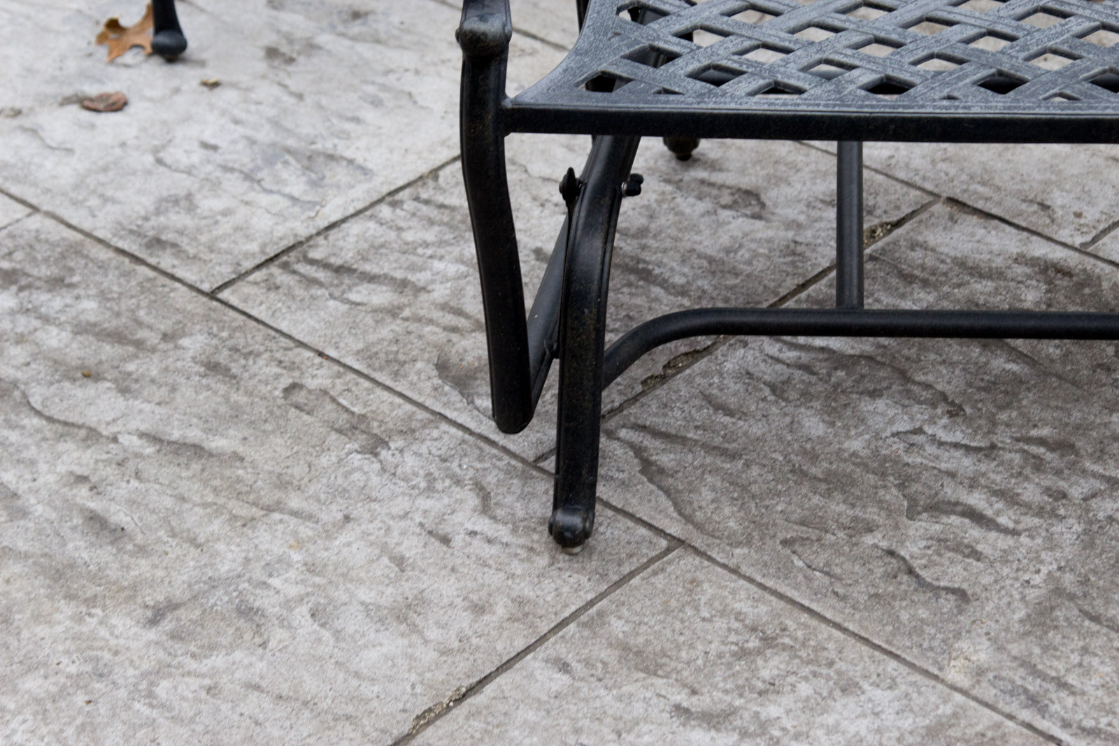 Hanamint Cast Aluminum Benches and Glider