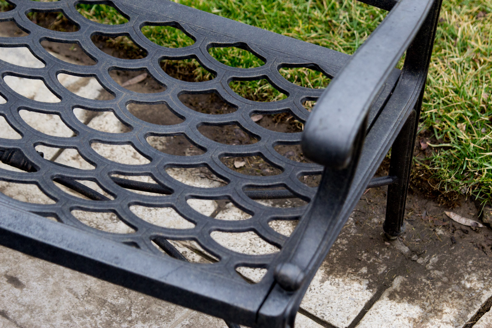 Hanamint Cast Aluminum Benches and Glider