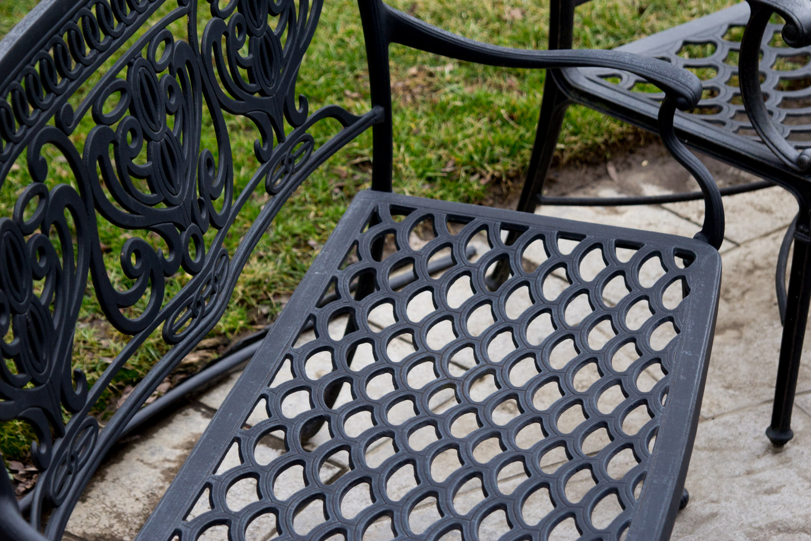 Hanamint Cast Aluminum Benches and Glider