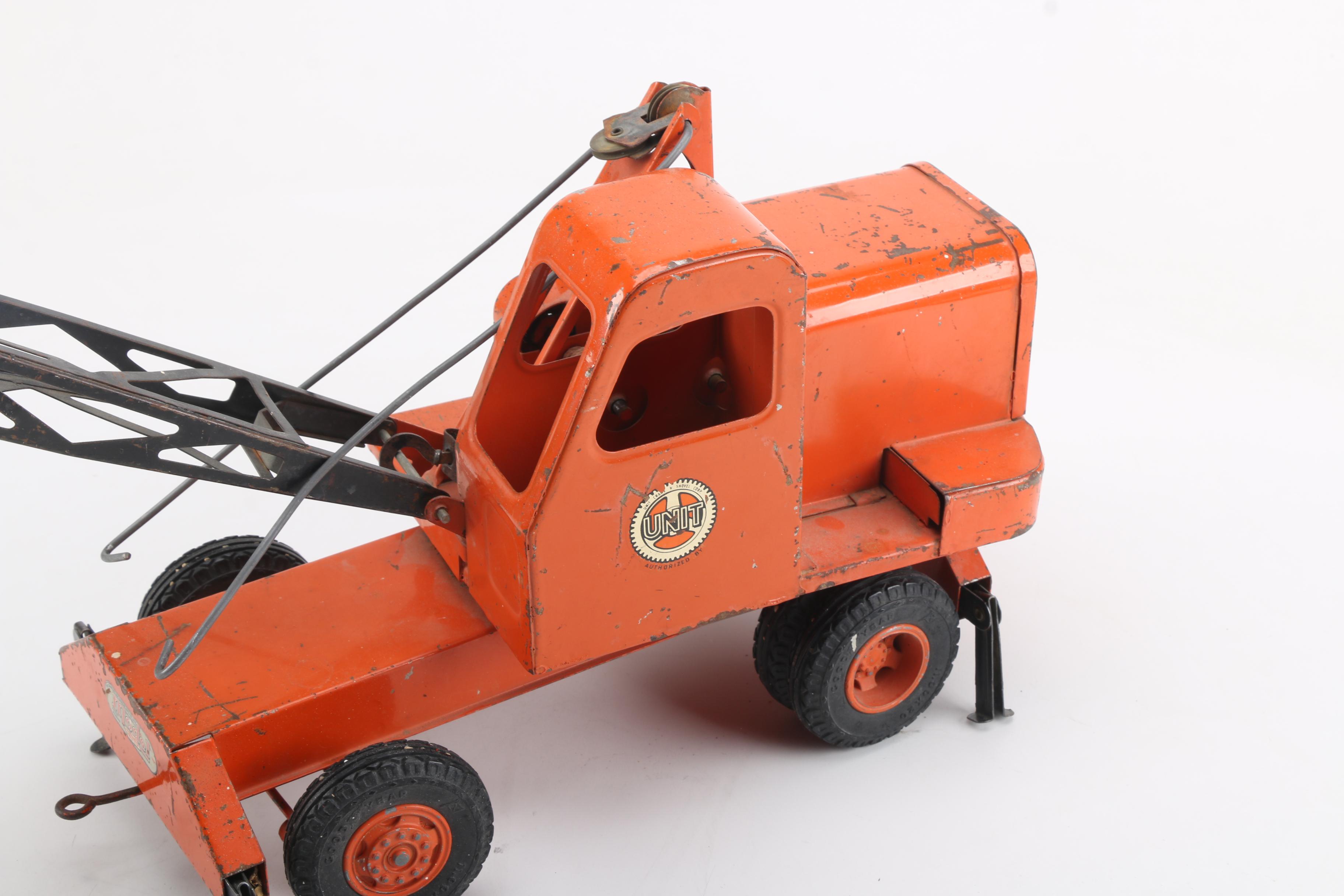 Vintage Pressed Steel Doepke Model Toys Crane