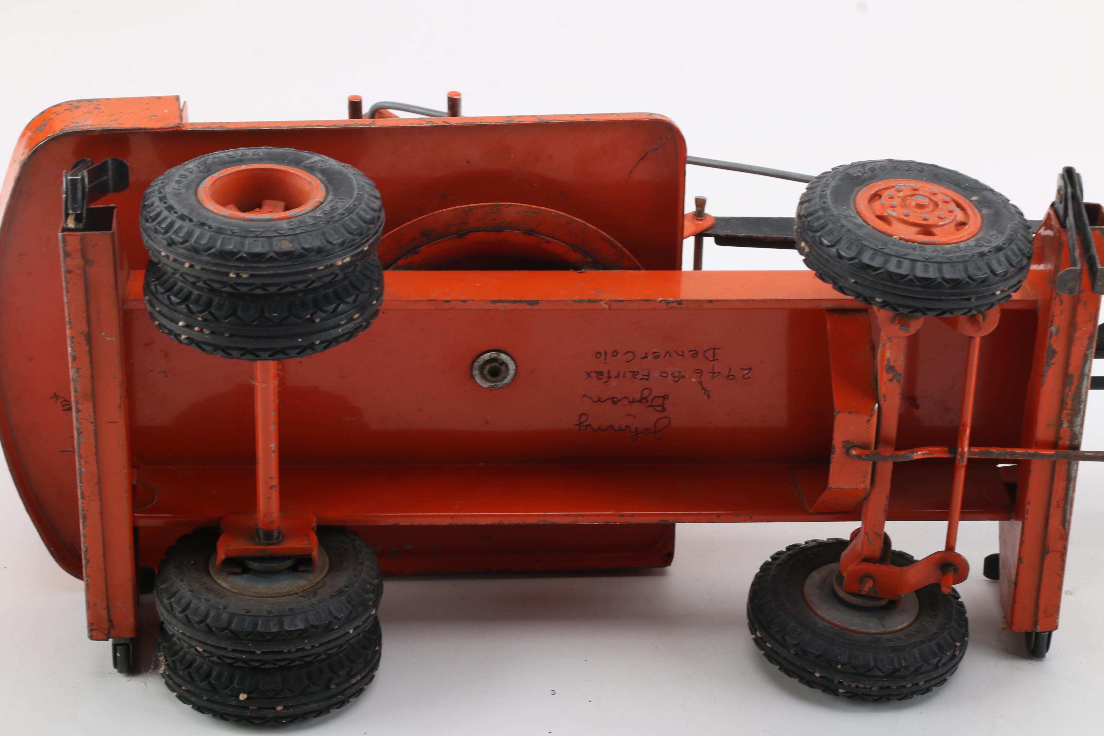 Vintage Pressed Steel Doepke Model Toys Crane