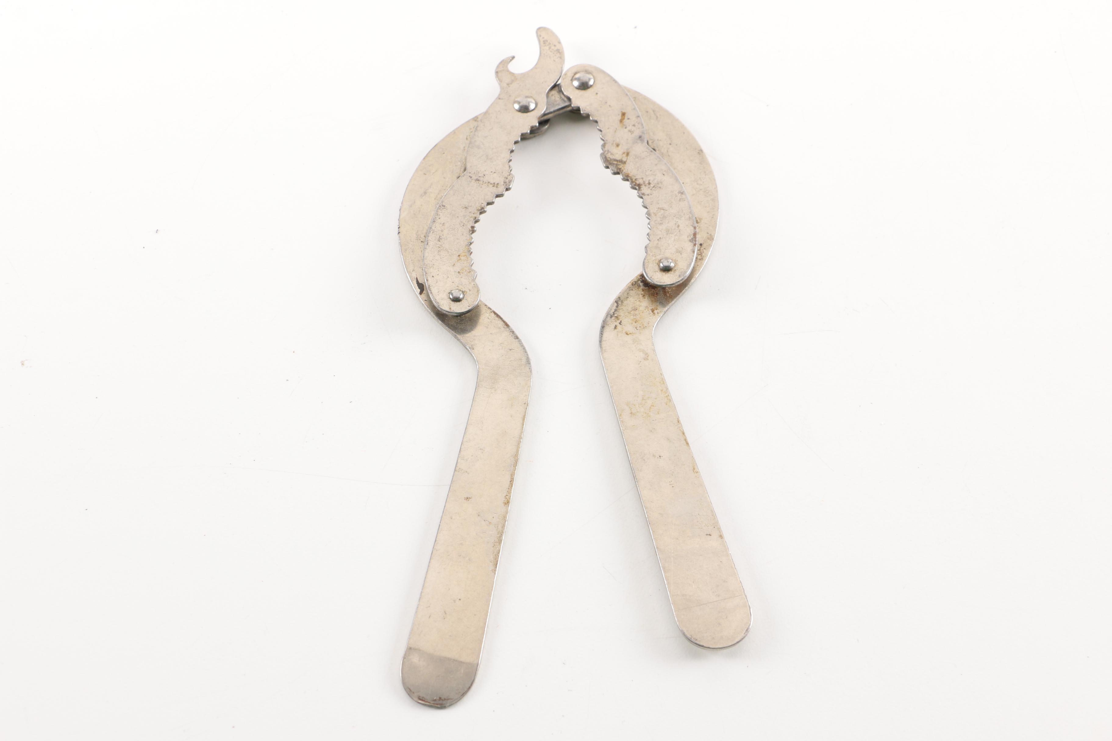 Vintage Kitchen Gadgets and Tools