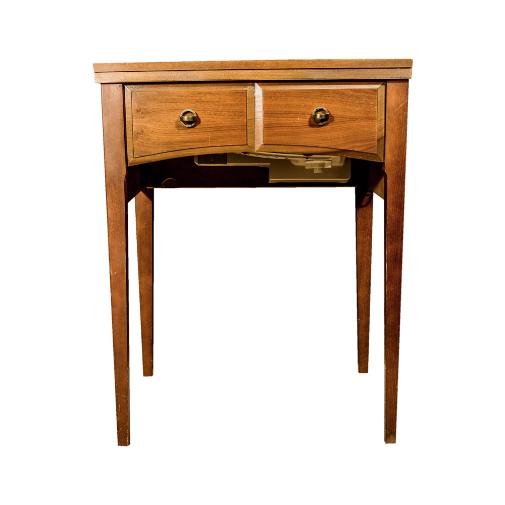 Singer Sewing Machine "Stylist 534" Cabinet