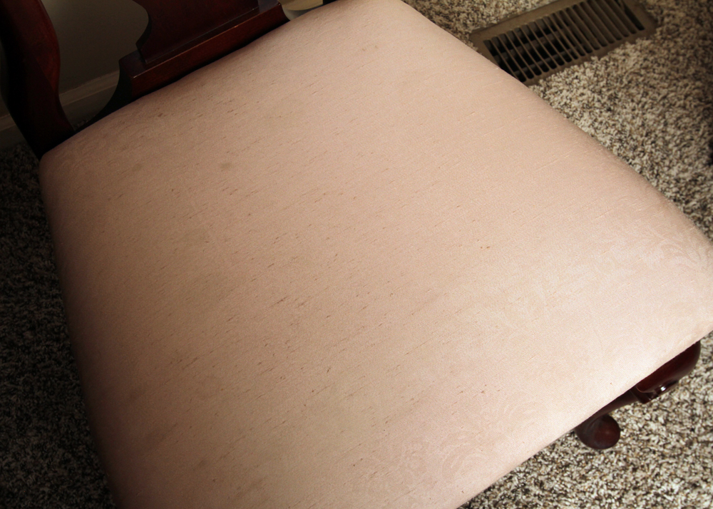 Federal Style Cherry Dining Room Table and Six Queen Anne Style Chairs