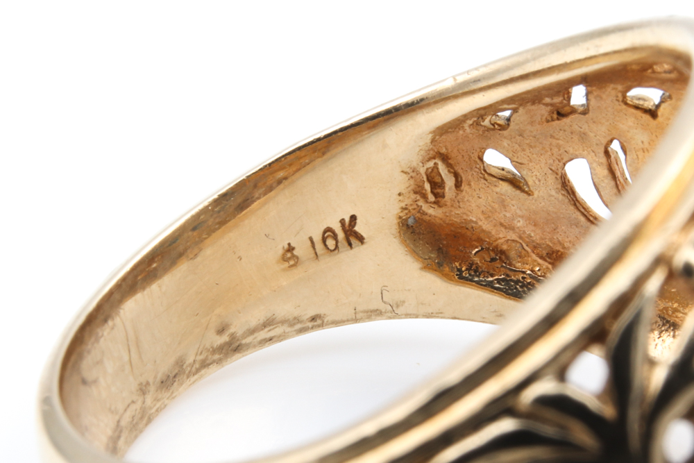 10K Yellow Gold, Diamond and 1.00 CTW Blue Sapphire Kentucky Cluster Ring