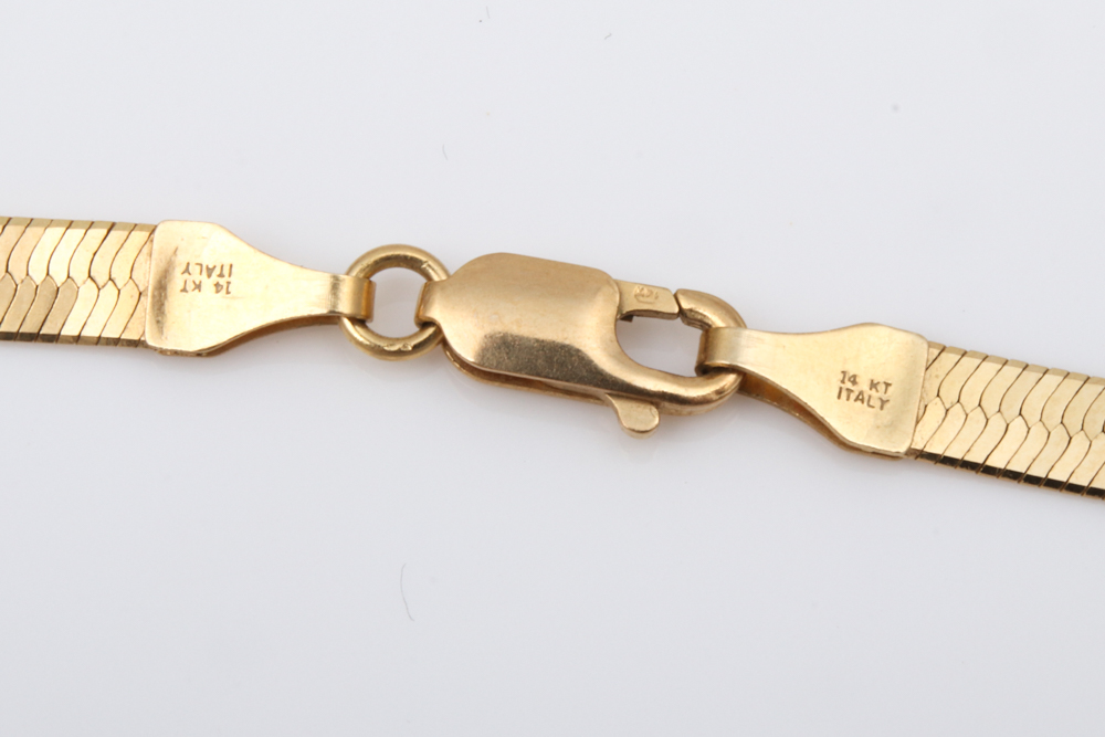 14K Yellow Gold Herringbone Chain Necklace