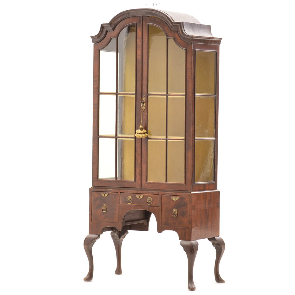 Antique Queen Anne Style Hutch