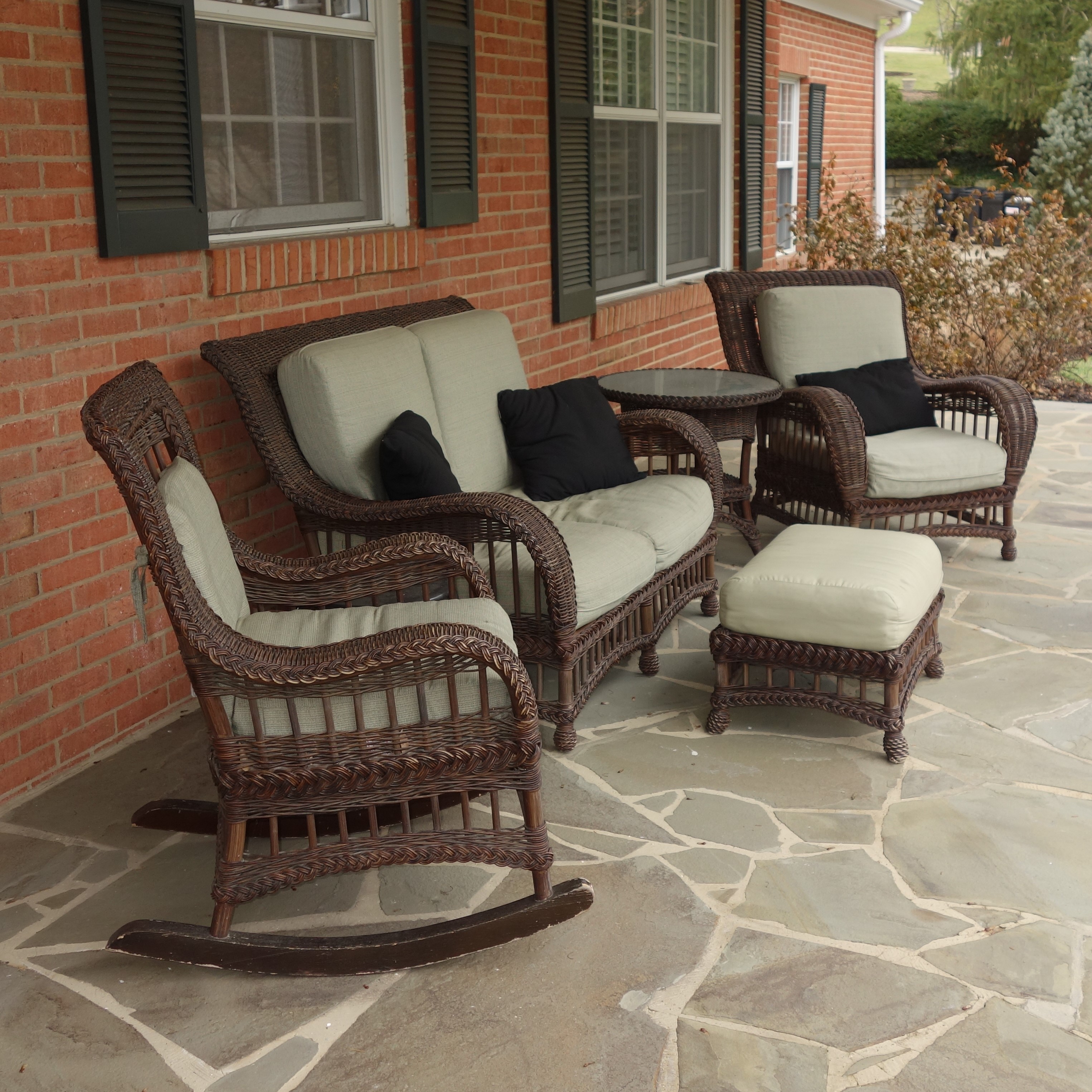 Ethan Allen Outdoor Wicker Furniture Set