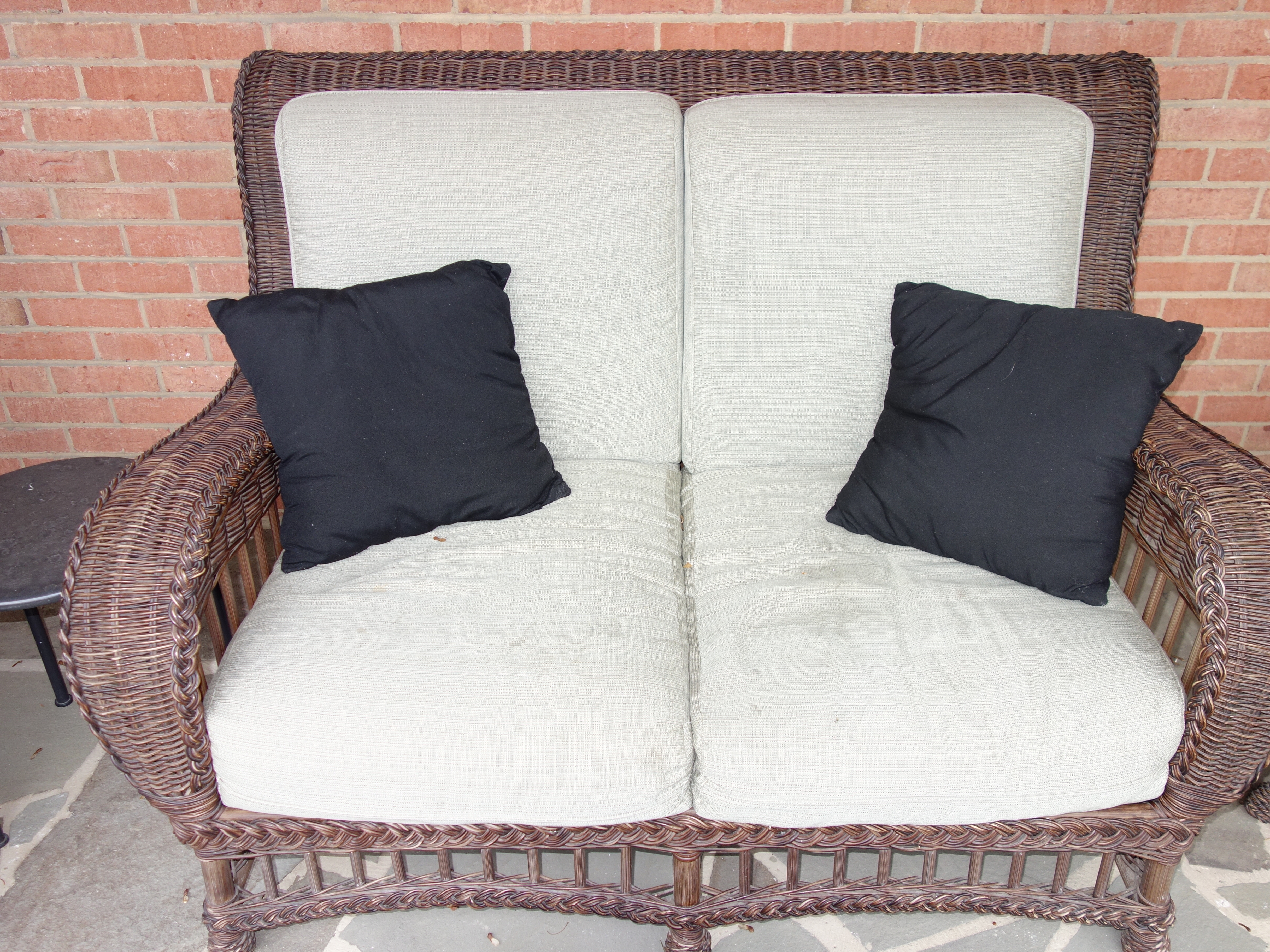 Ethan Allen Outdoor Wicker Furniture Set