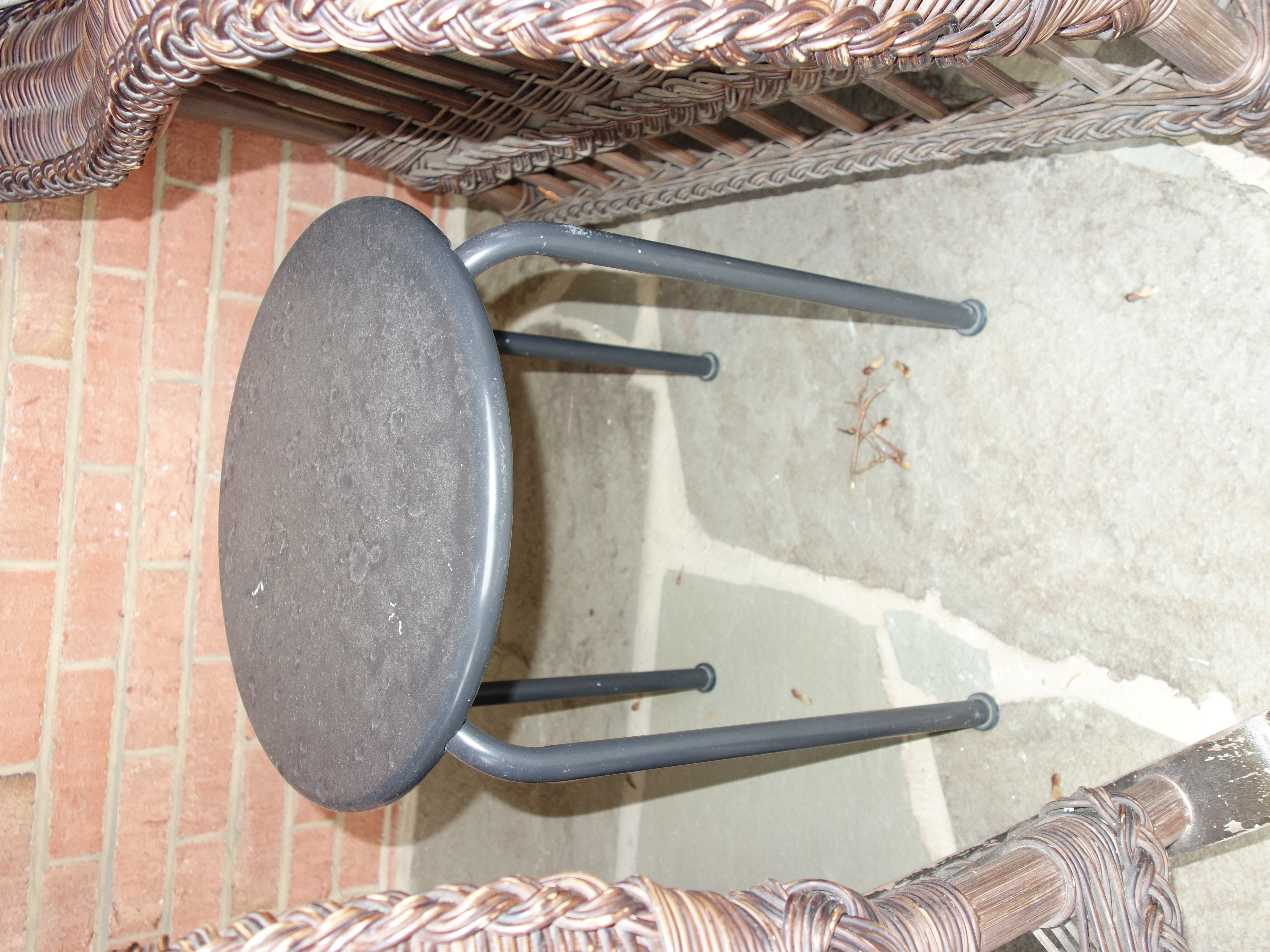 Ethan Allen Outdoor Wicker Furniture Set