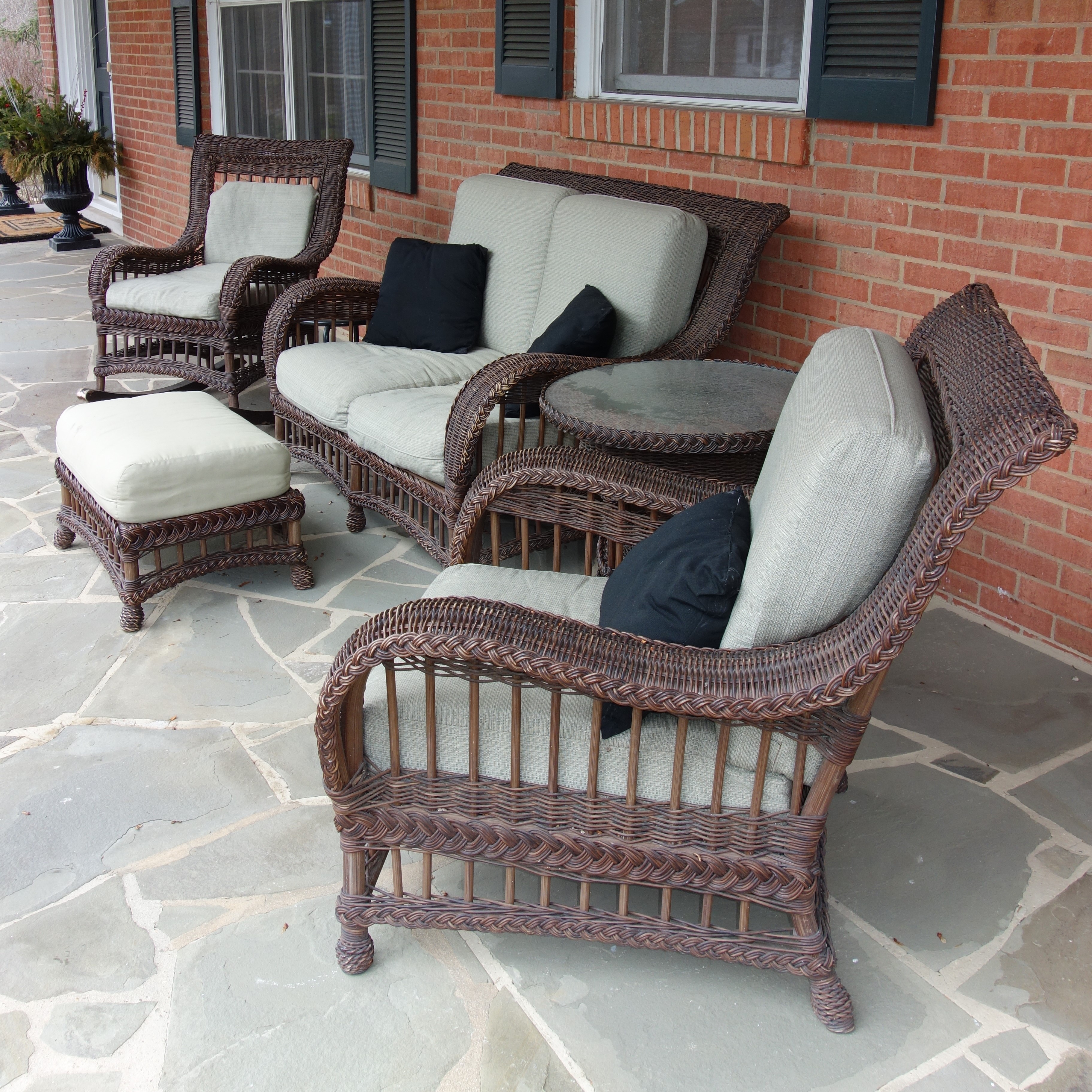 Ethan Allen Outdoor Wicker Furniture Set