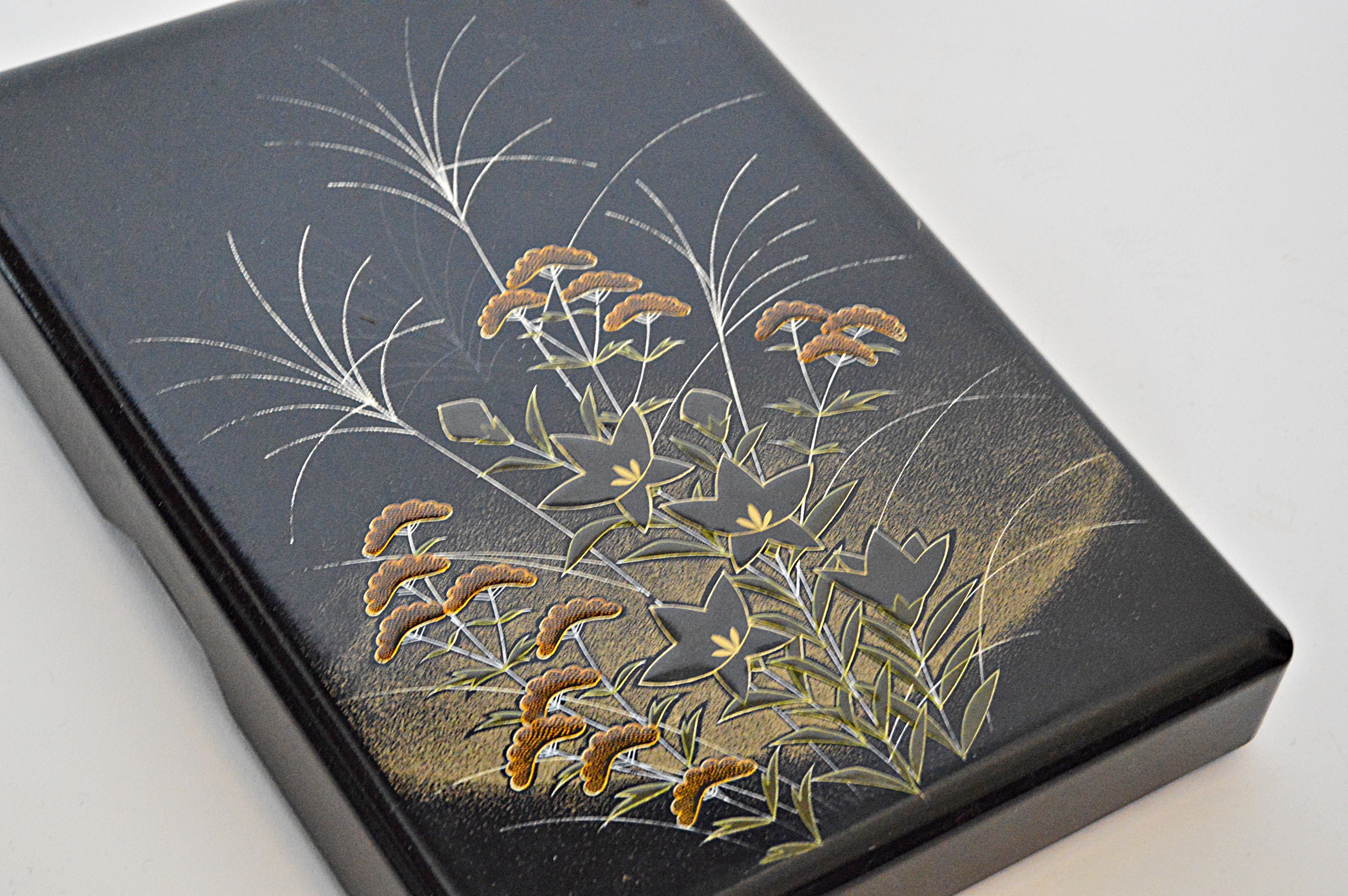 Vintage Japanese Hand Decorated Lacquered Box