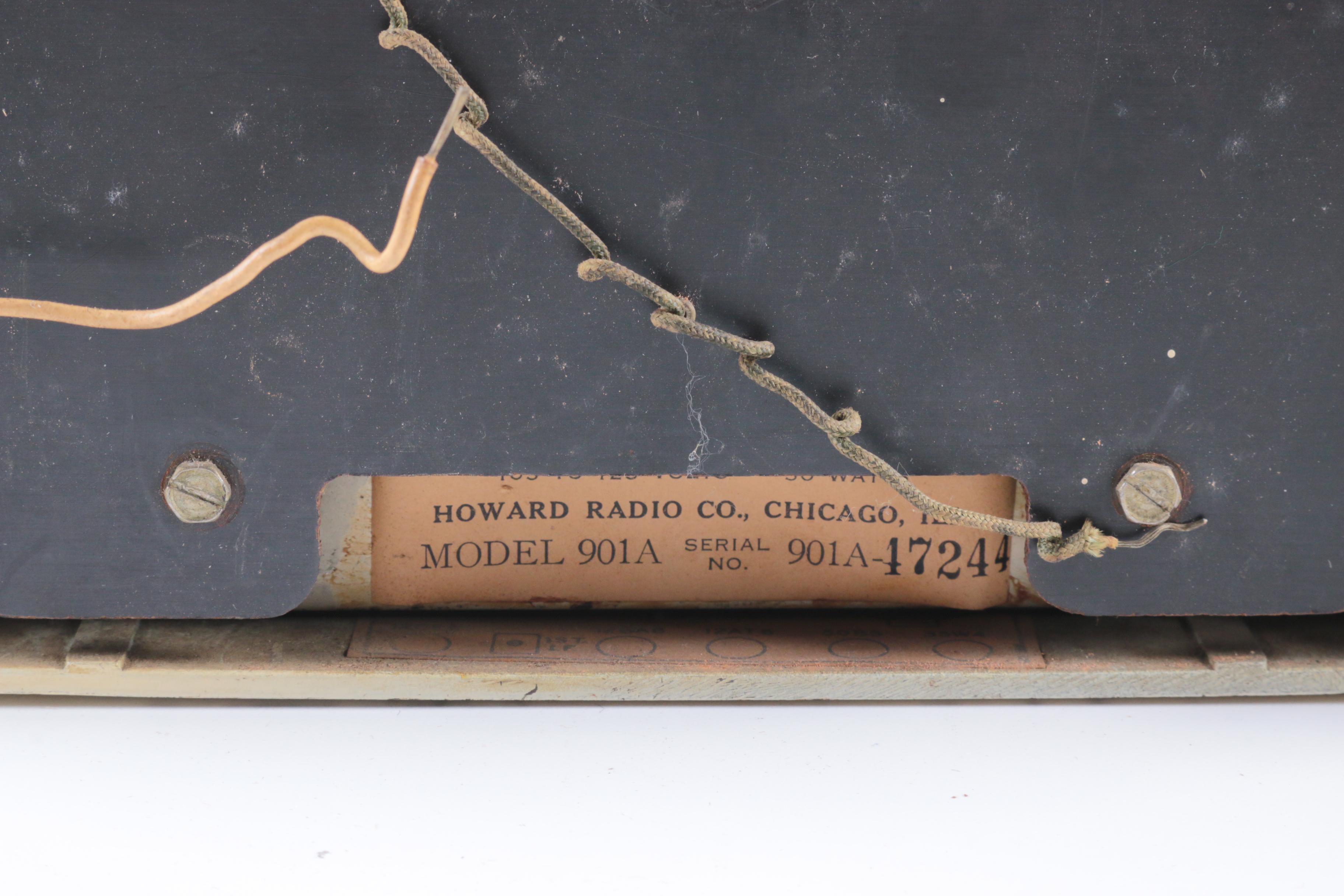 Vintage Howard Model 901A Kilocycles Radio