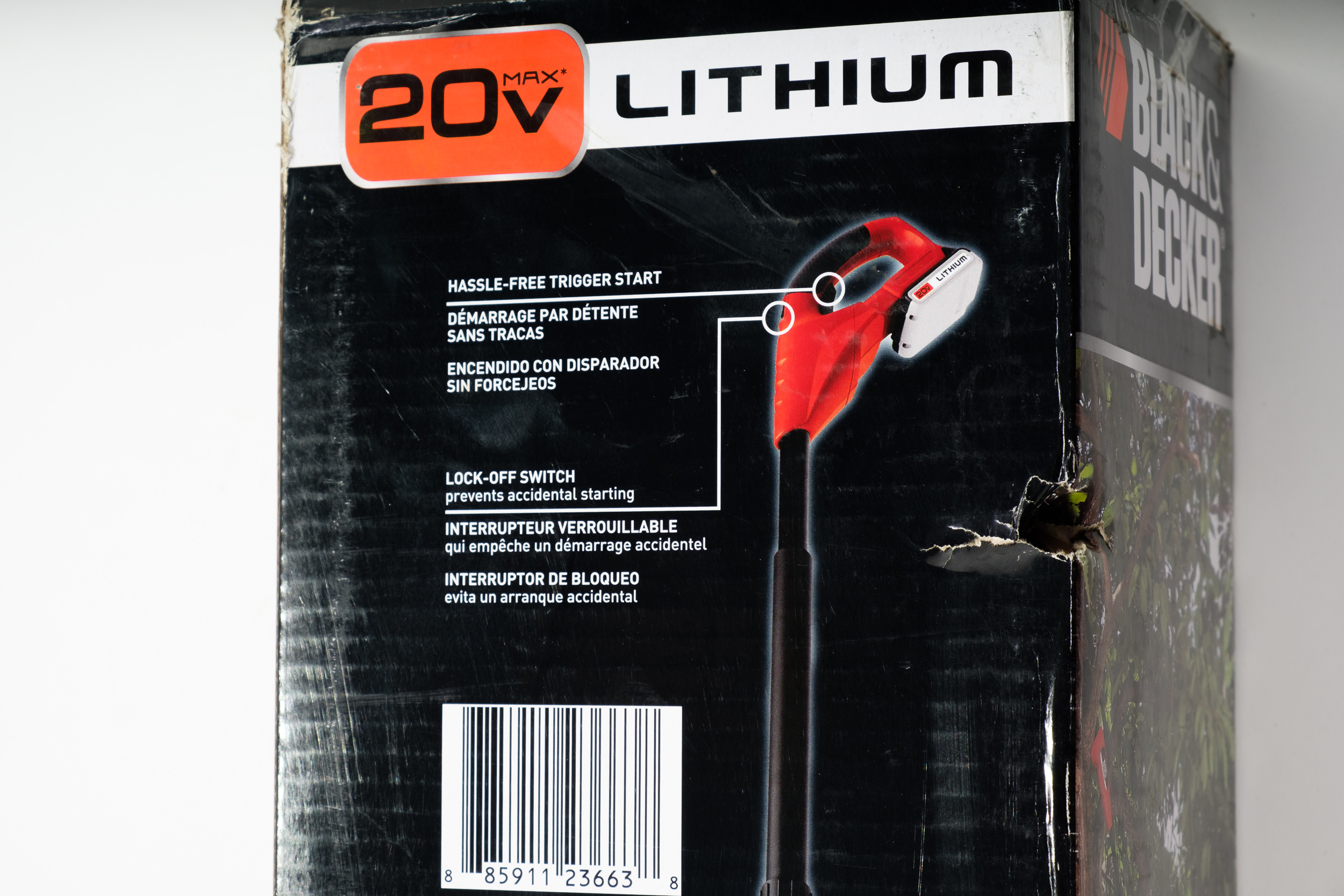 Black & Decker Battery Powered Pole Saw and Alligator Garden Loppers