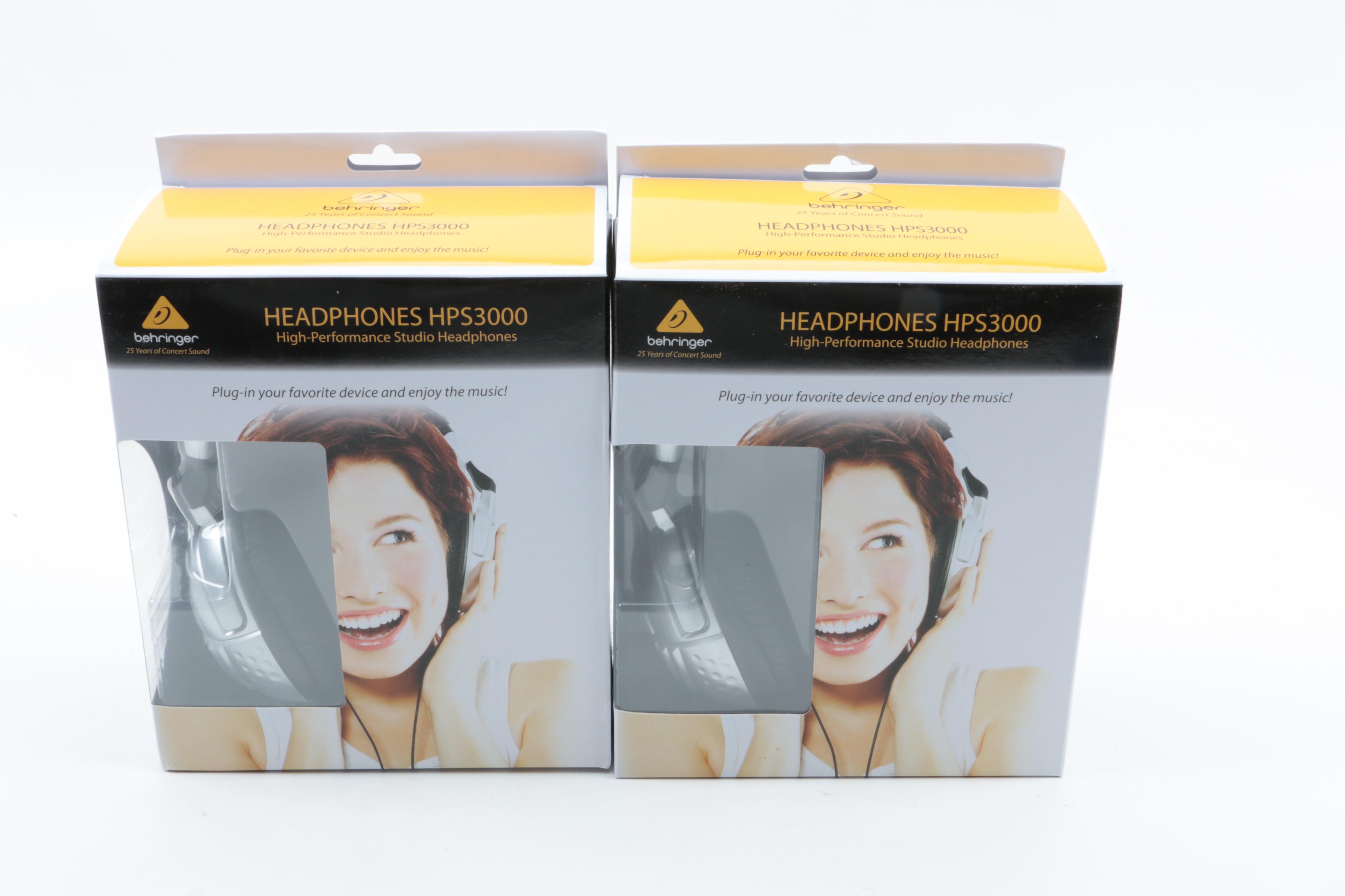 Novation Launchpad Mini, Snowball Studio Vocal Recording and Headphones