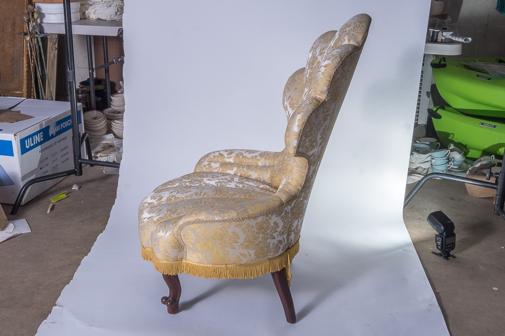 Early Victorian Shell-Back Slipper Chair
