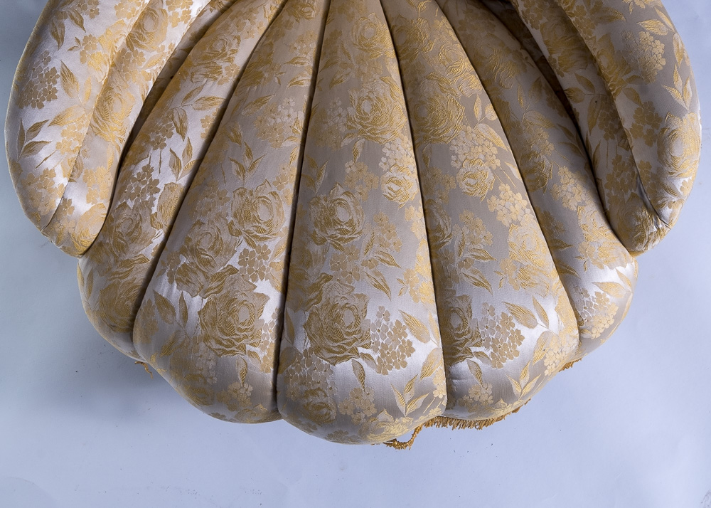 Early Victorian Shell-Back Slipper Chair