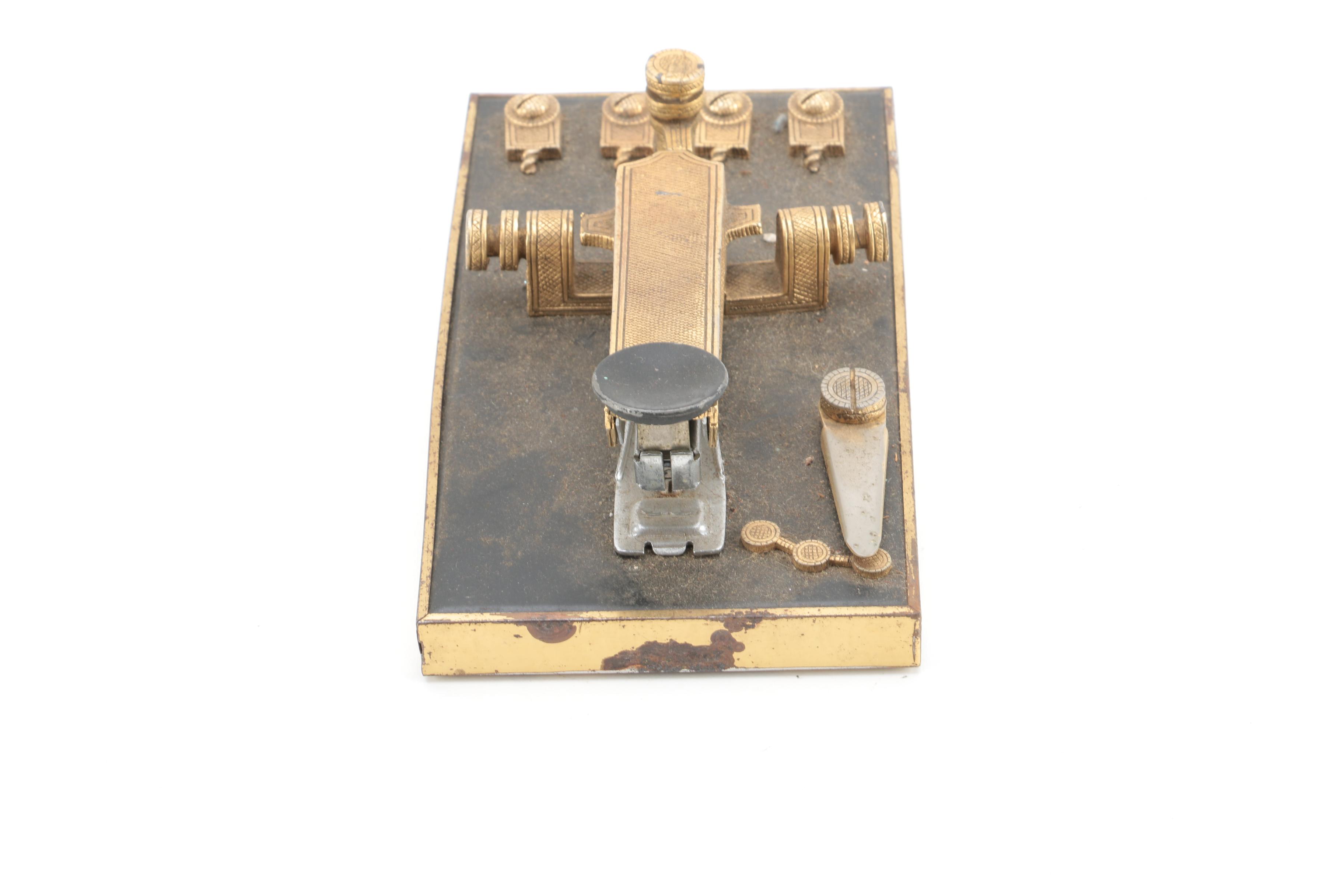 Vintage Silvertone "Mark Twain's Works" Speaker with Telegraph Key