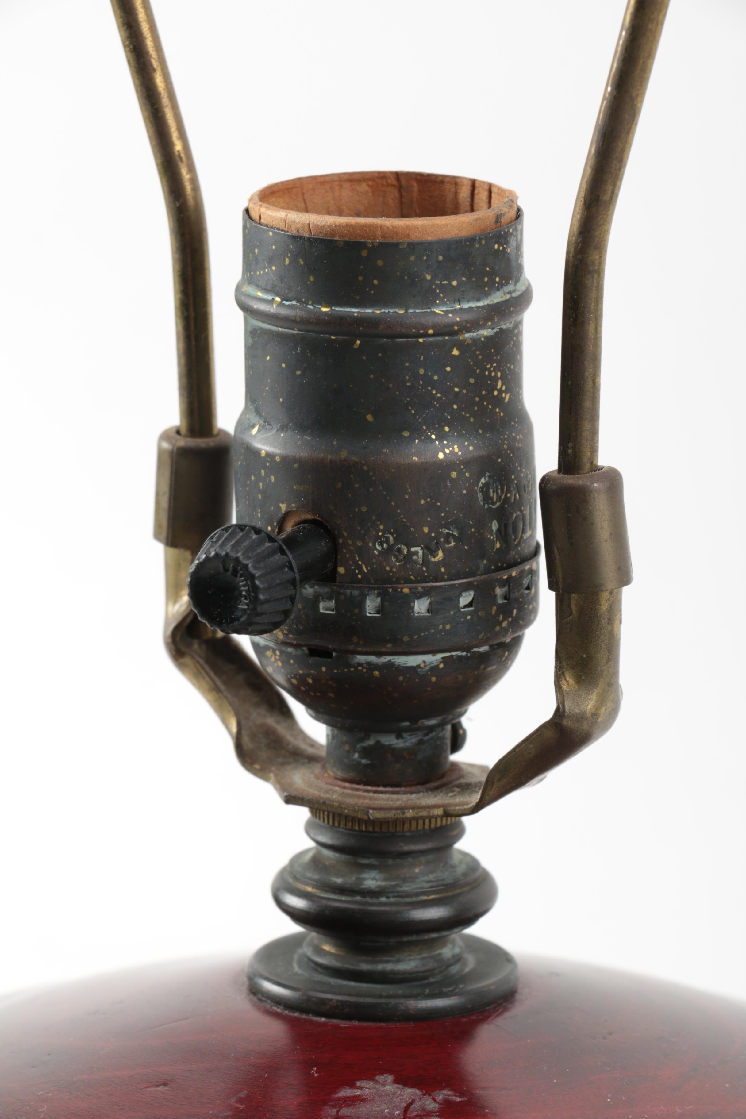 Chinese Ceramic Table Lamp