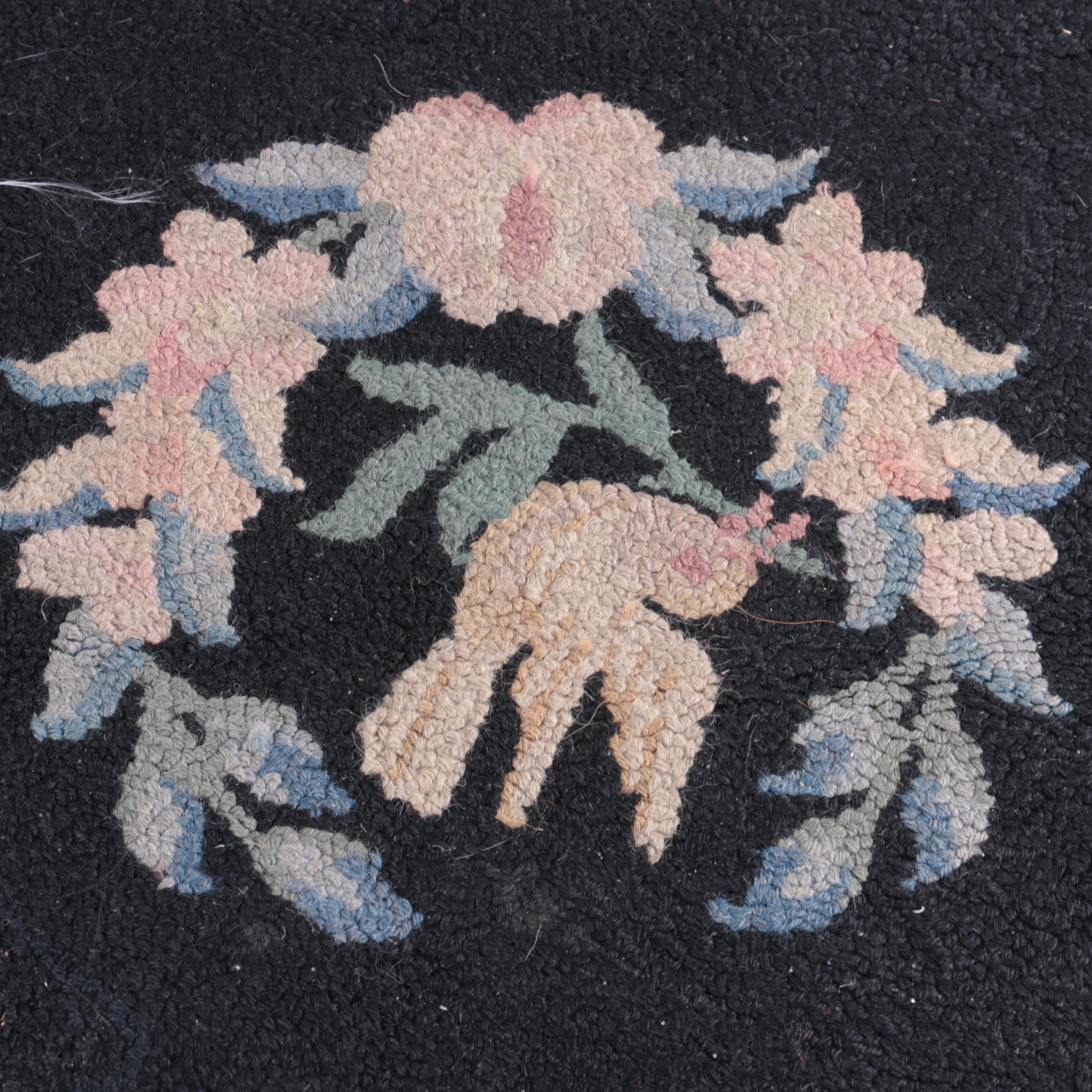 Hand-Hooked Wool Floral Accent Rug
