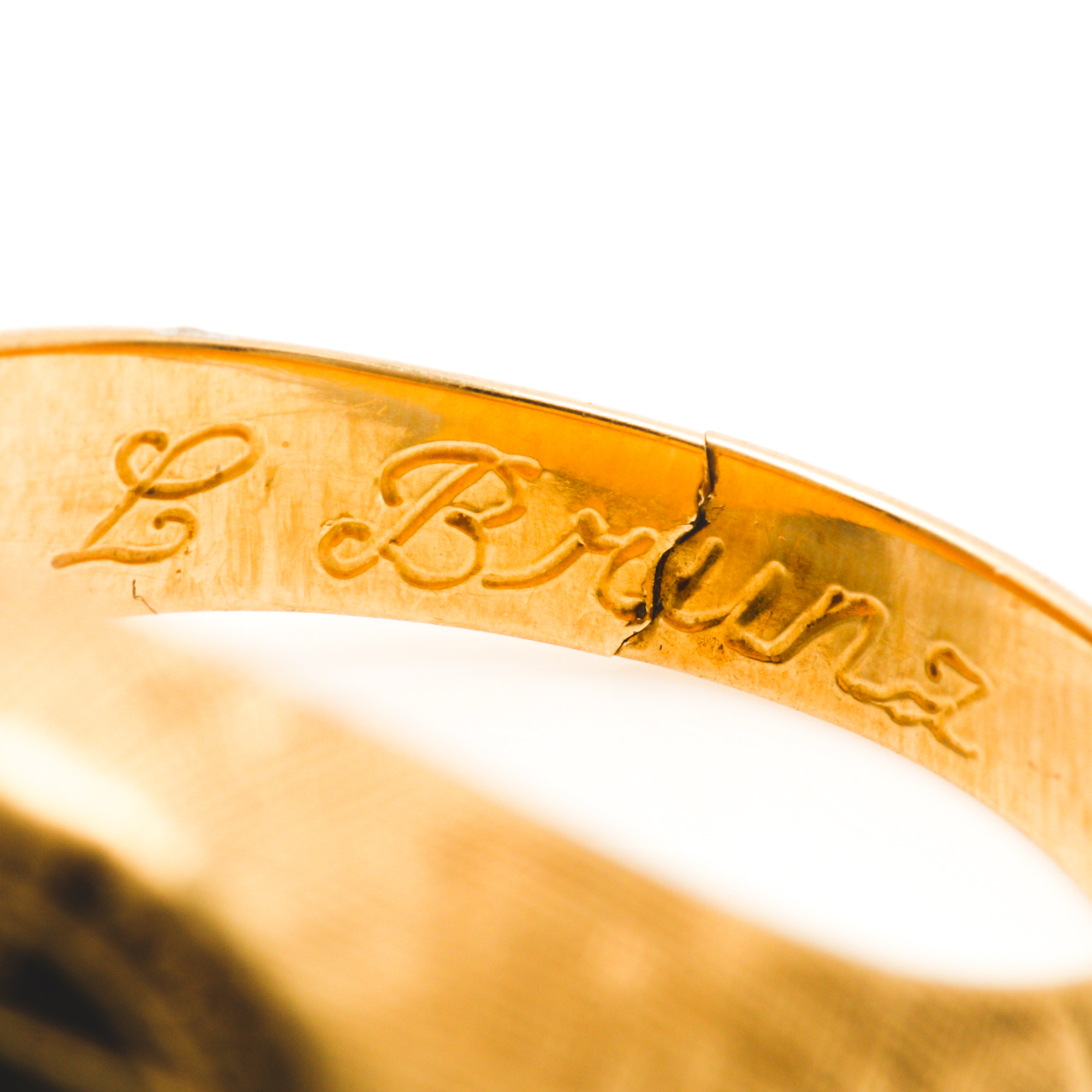 14K Yellow Gold College Signet Ring