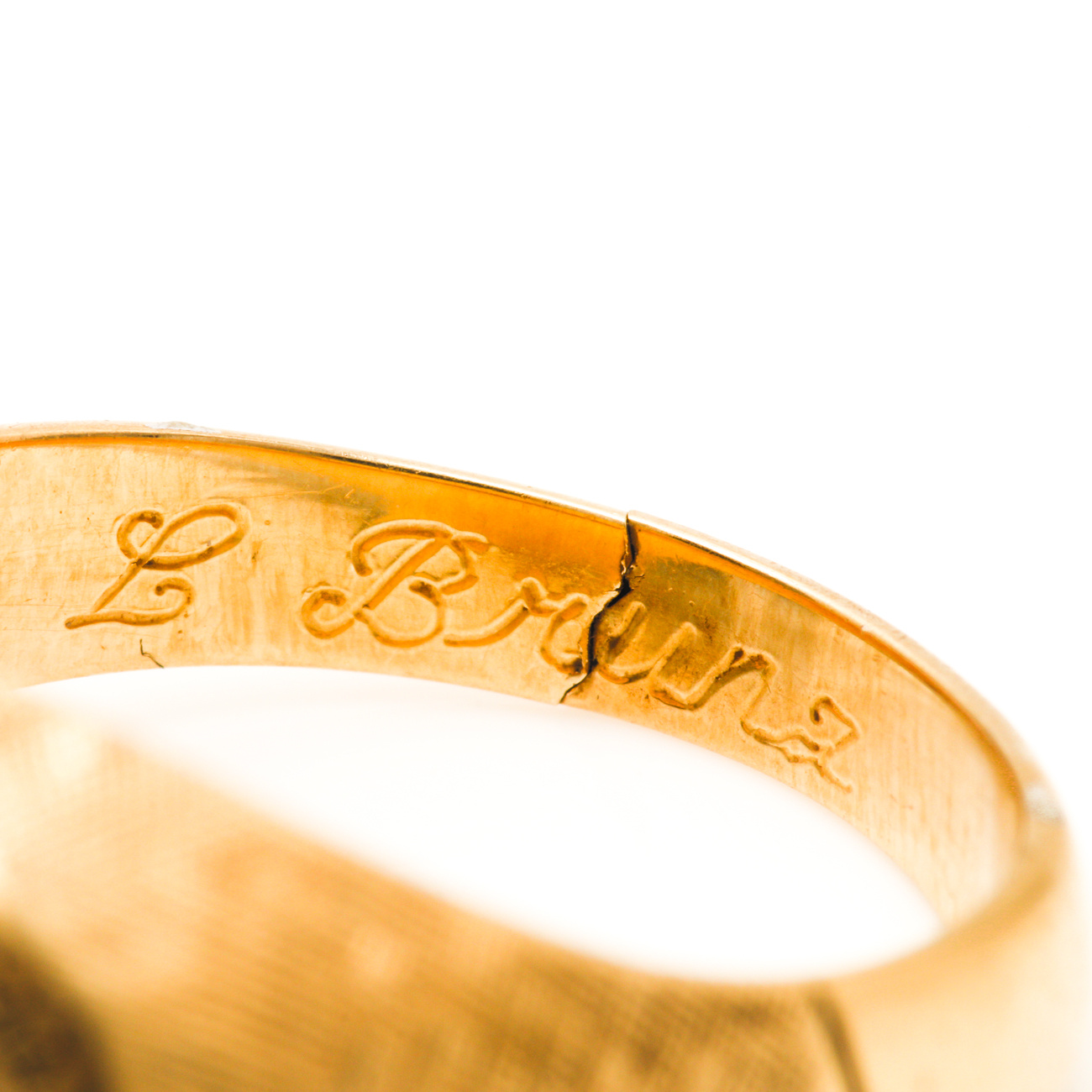 14K Yellow Gold College Signet Ring