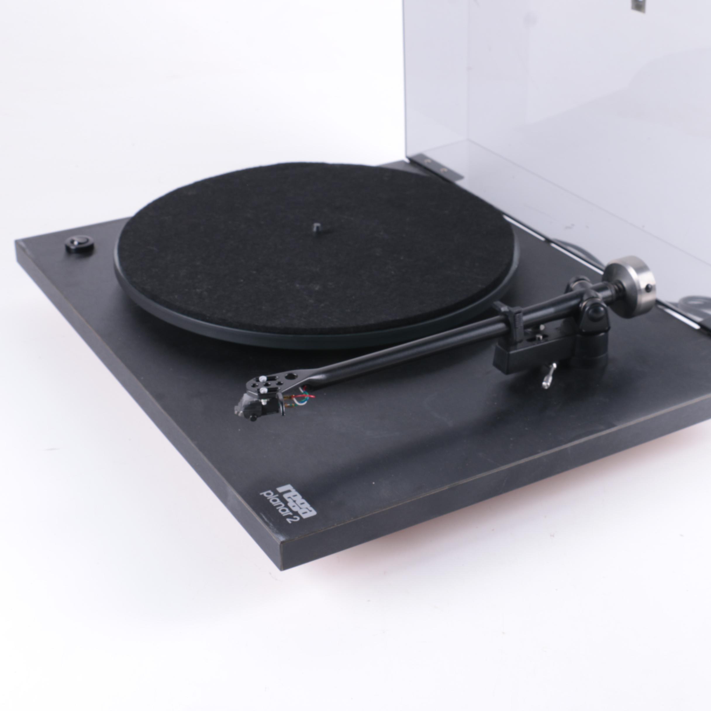 Rega Planar 2 Turntable