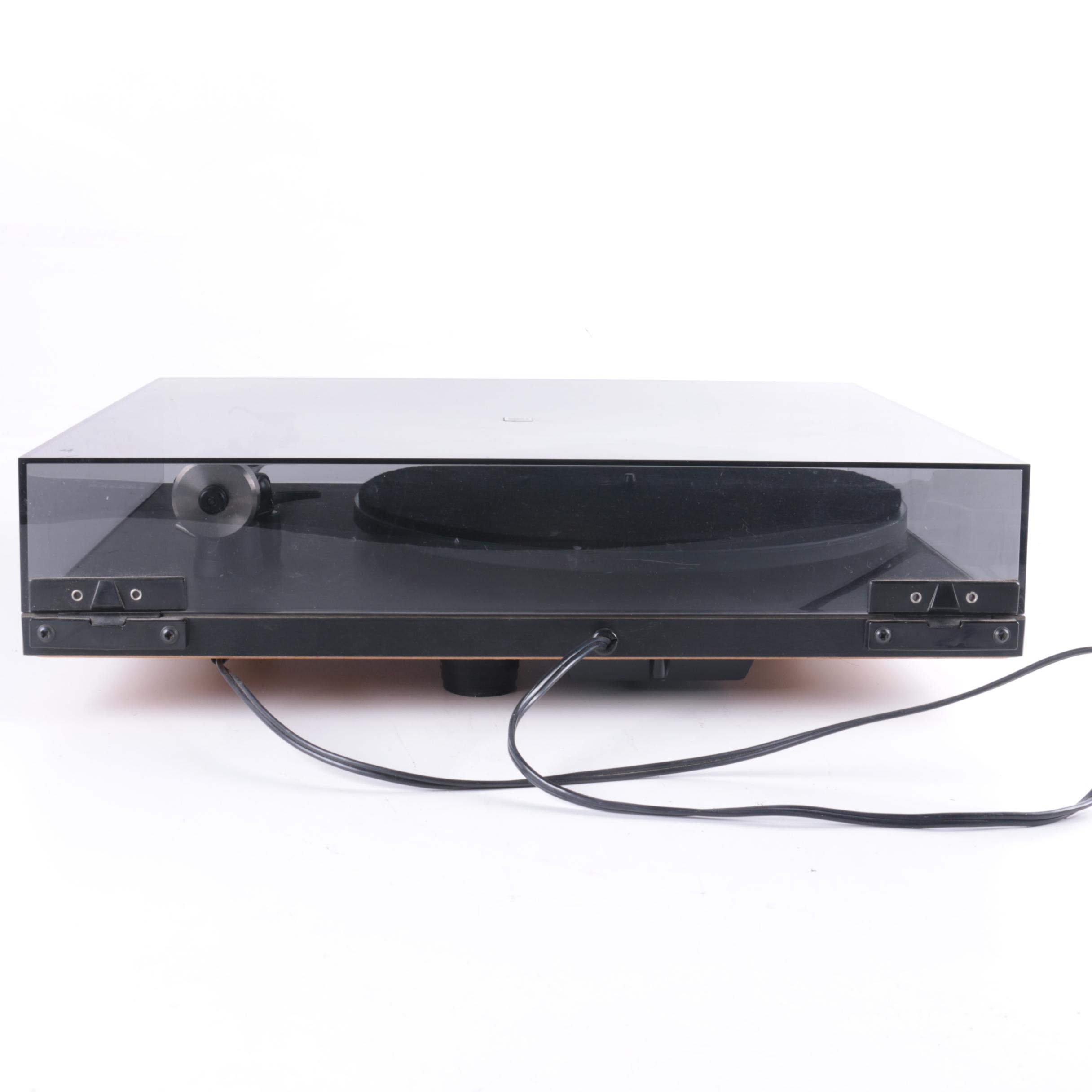 Rega Planar 2 Turntable