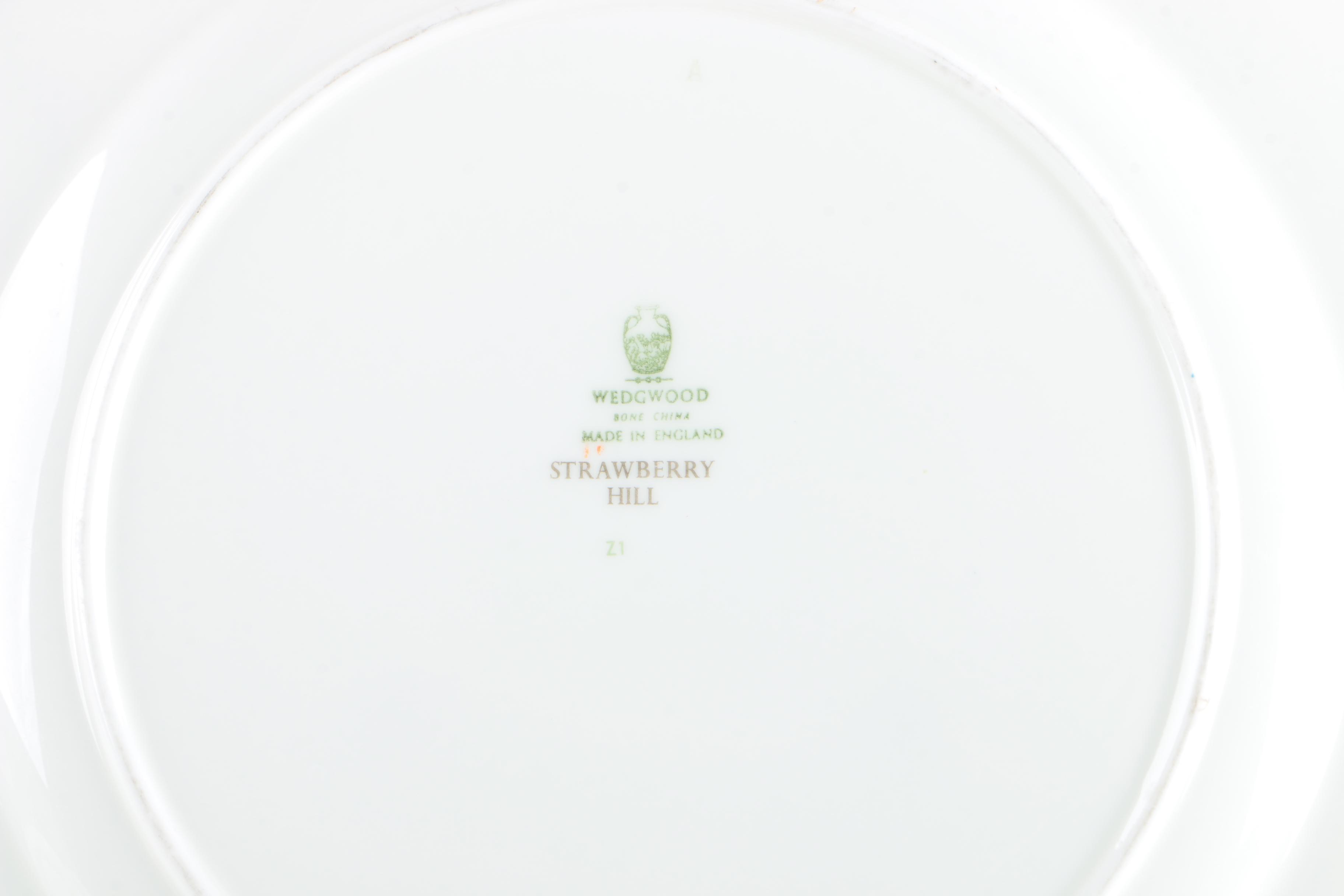 Wedgwood "Strawberry Hill" Bone China Dinner Service
