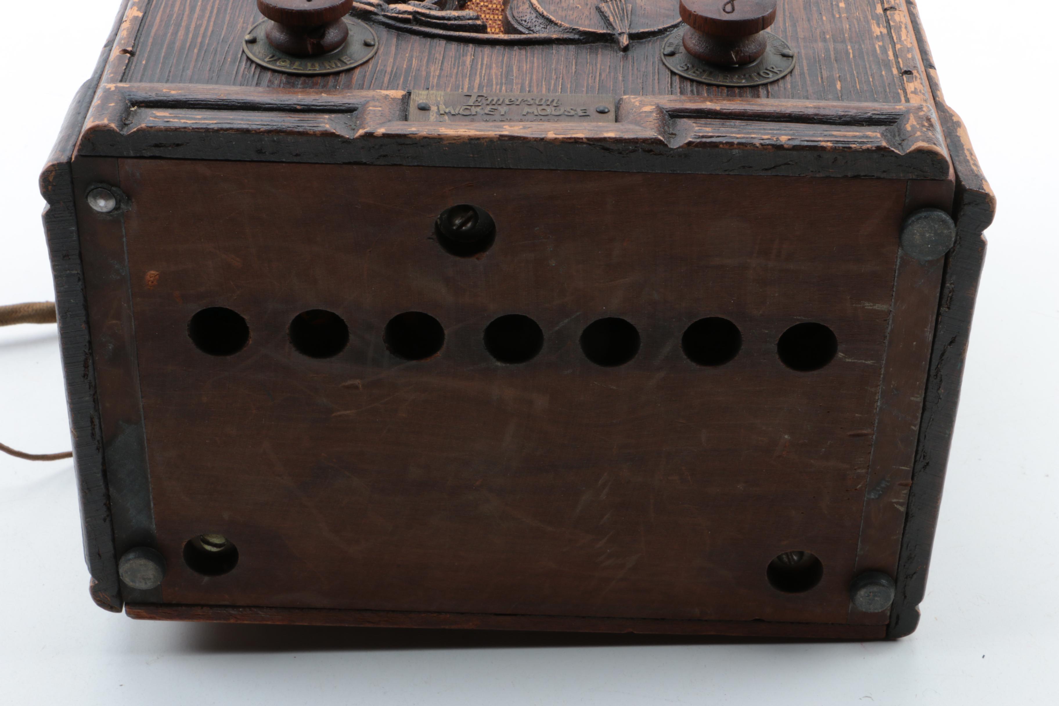 Vintage Emerson Mickey Mouse Radio