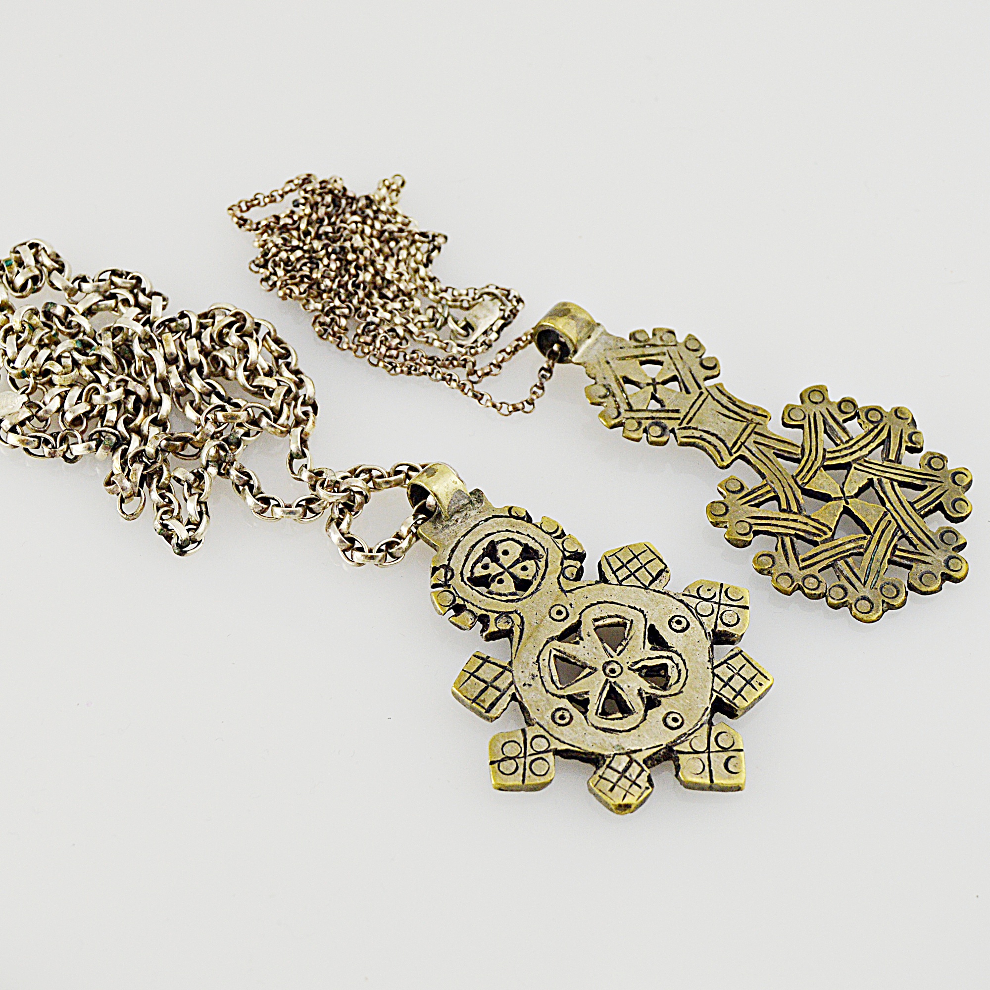 Silver Tone Reticulated Medallion Pendant Necklaces