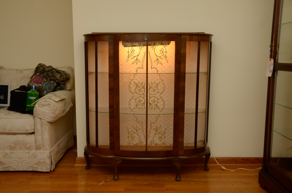 Vintage Art Deco Style Lighted Vitrine