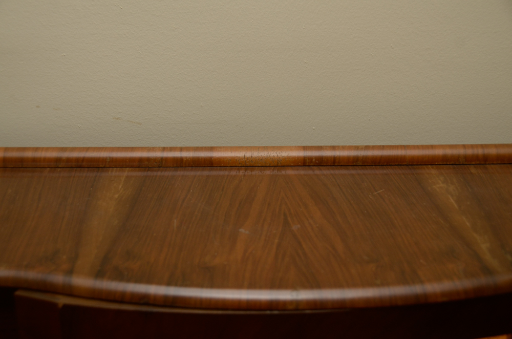 Vintage Art Deco Style Lighted Vitrine