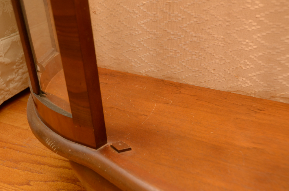 Vintage Art Deco Style Lighted Vitrine