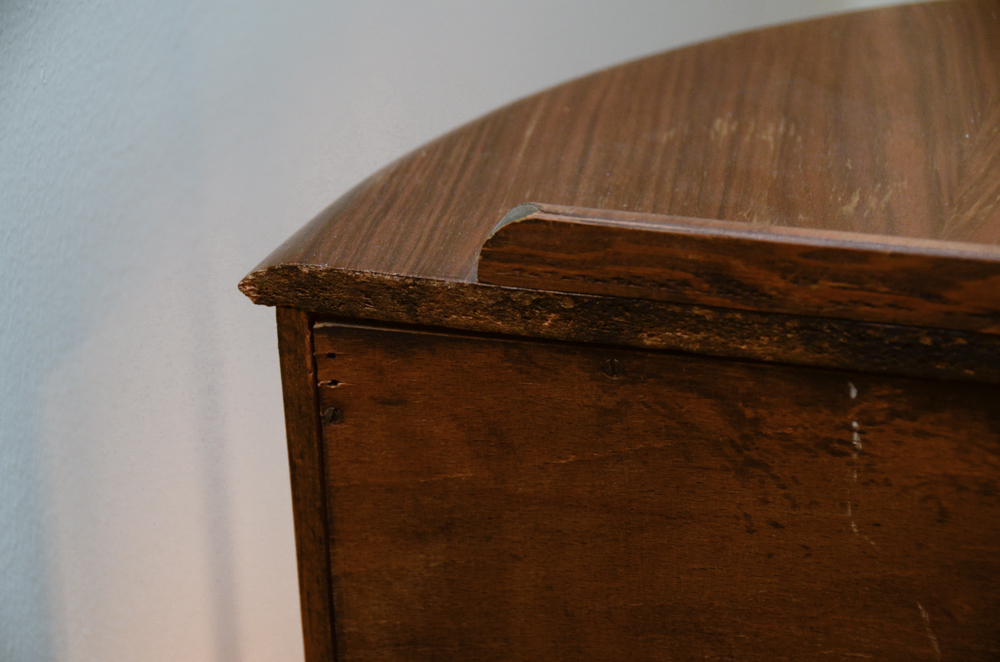 Vintage Art Deco Style Lighted Vitrine