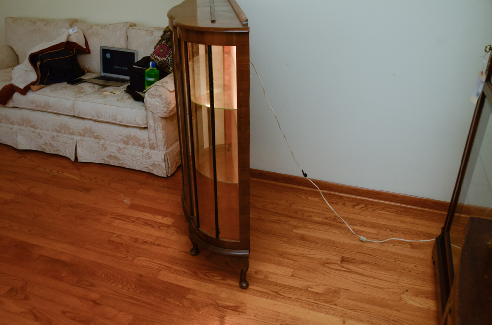 Vintage Art Deco Style Lighted Vitrine