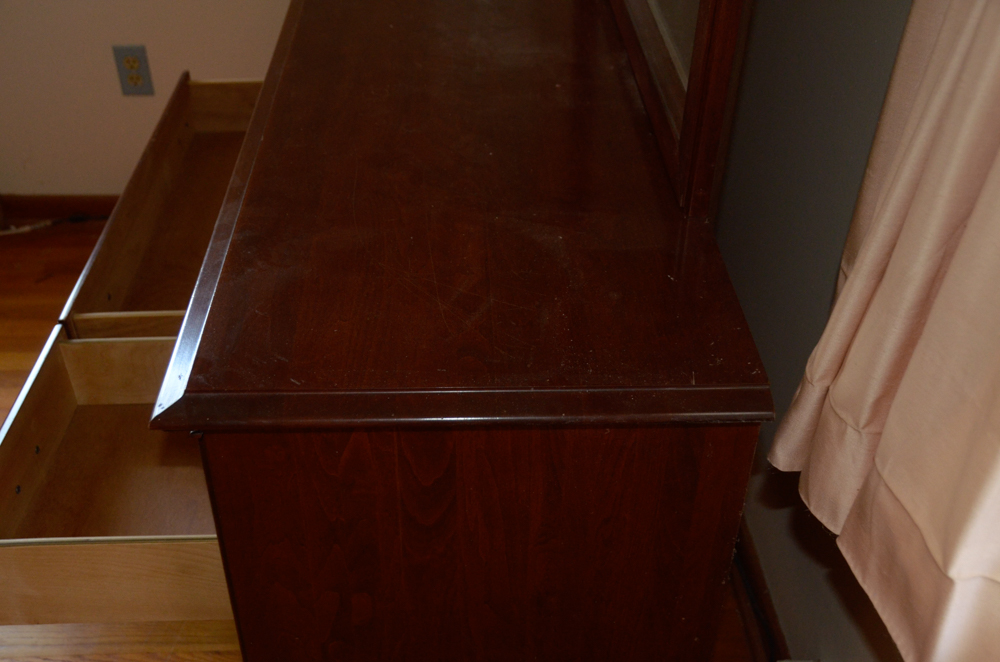 Federal Style Dresser with Mirror