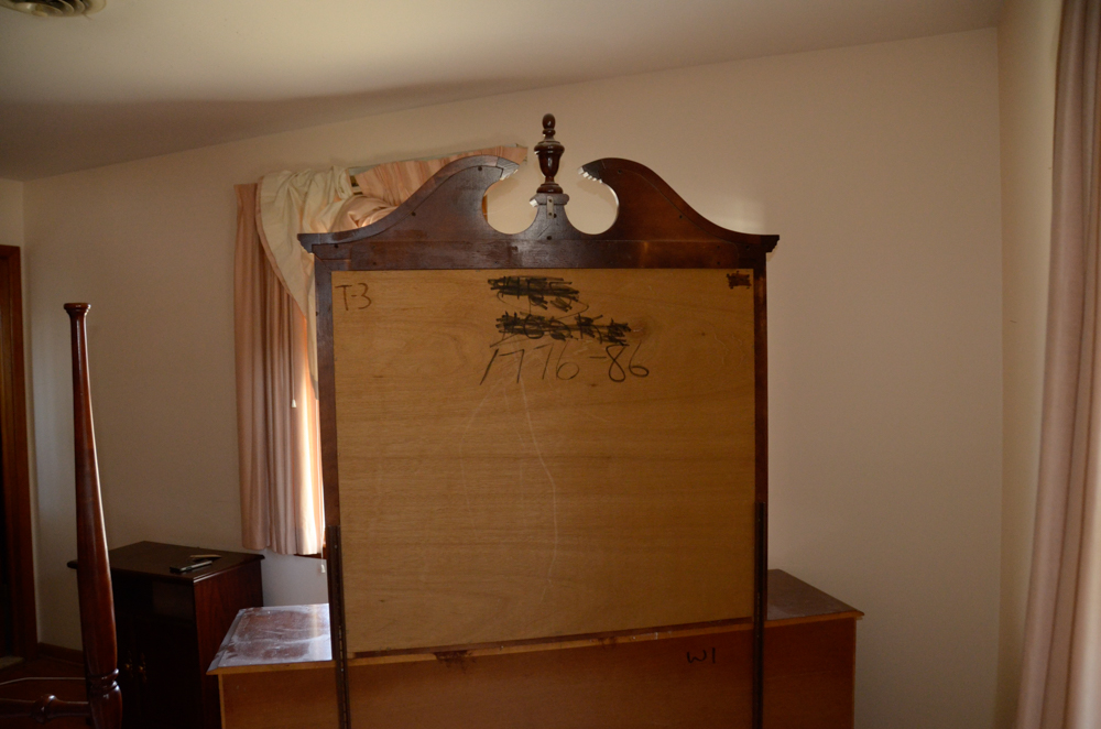 Federal Style Dresser with Mirror
