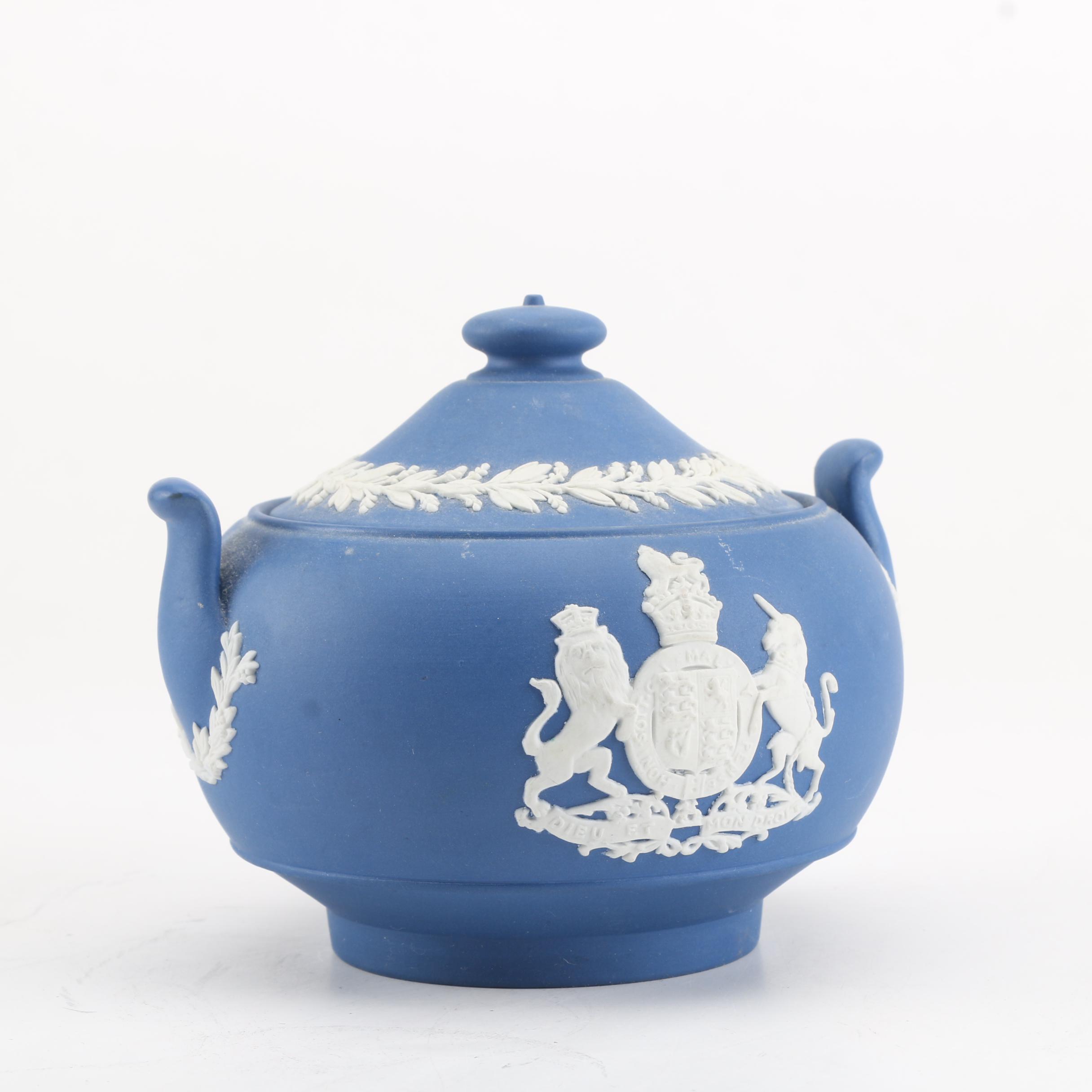 Limited Edition Queen Elizabeth II Wedgwood Royal Blue Jasperware, 1953