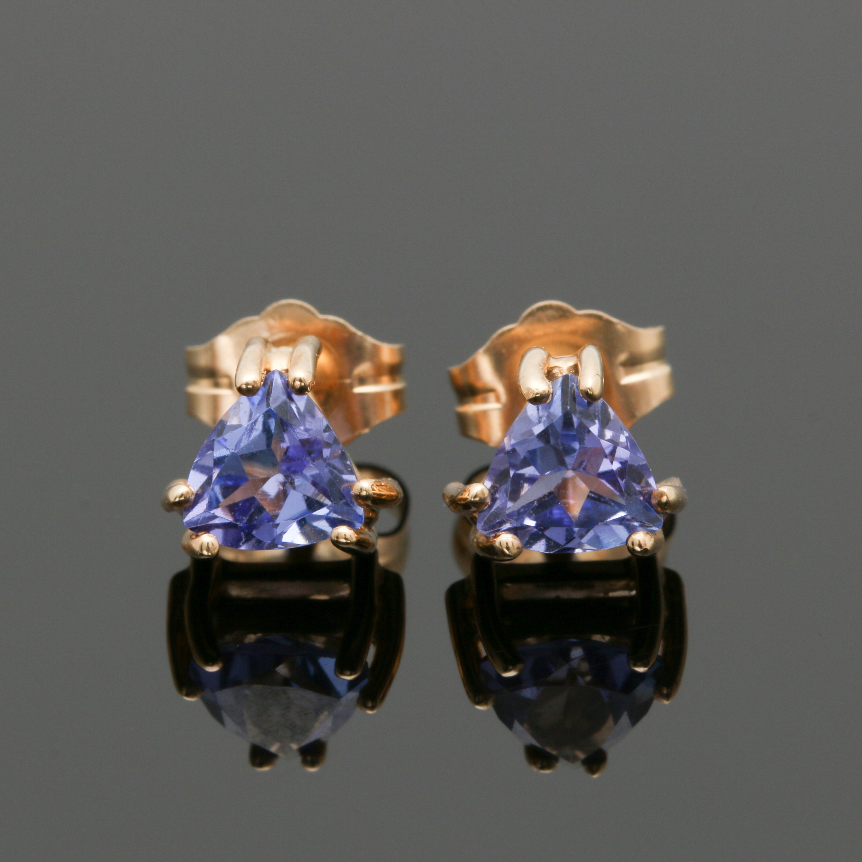 14K Yellow Gold Tanzanite Stud Earrings